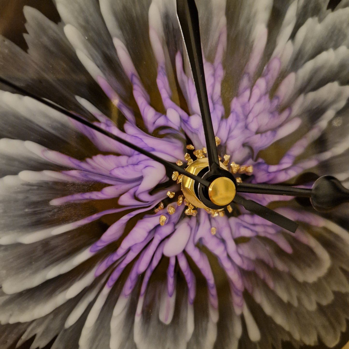 Black and purple resin bloom clock