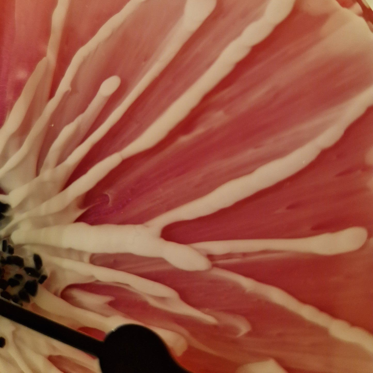 Pink and white resin bloom clock