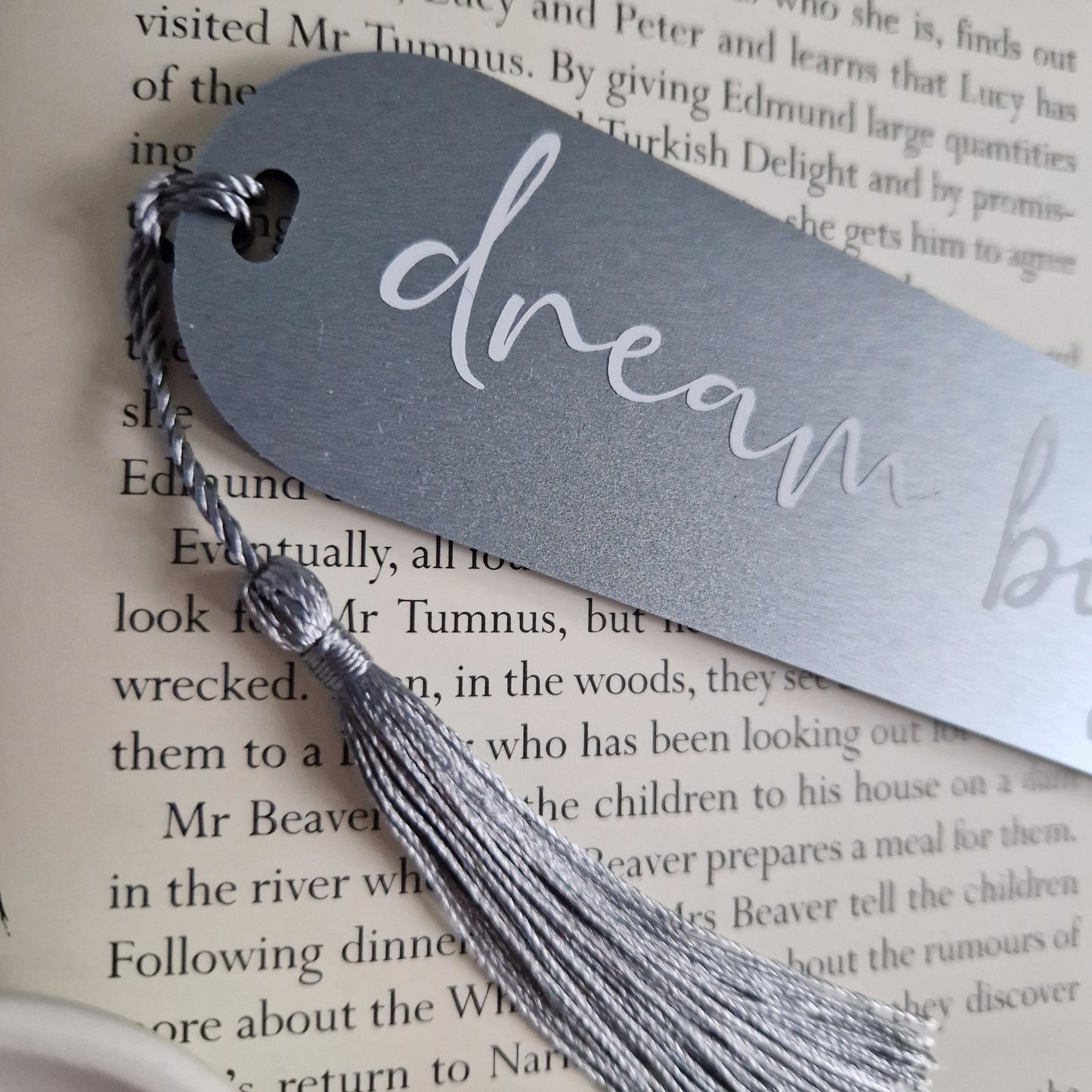 Quote Bookmark - dream big