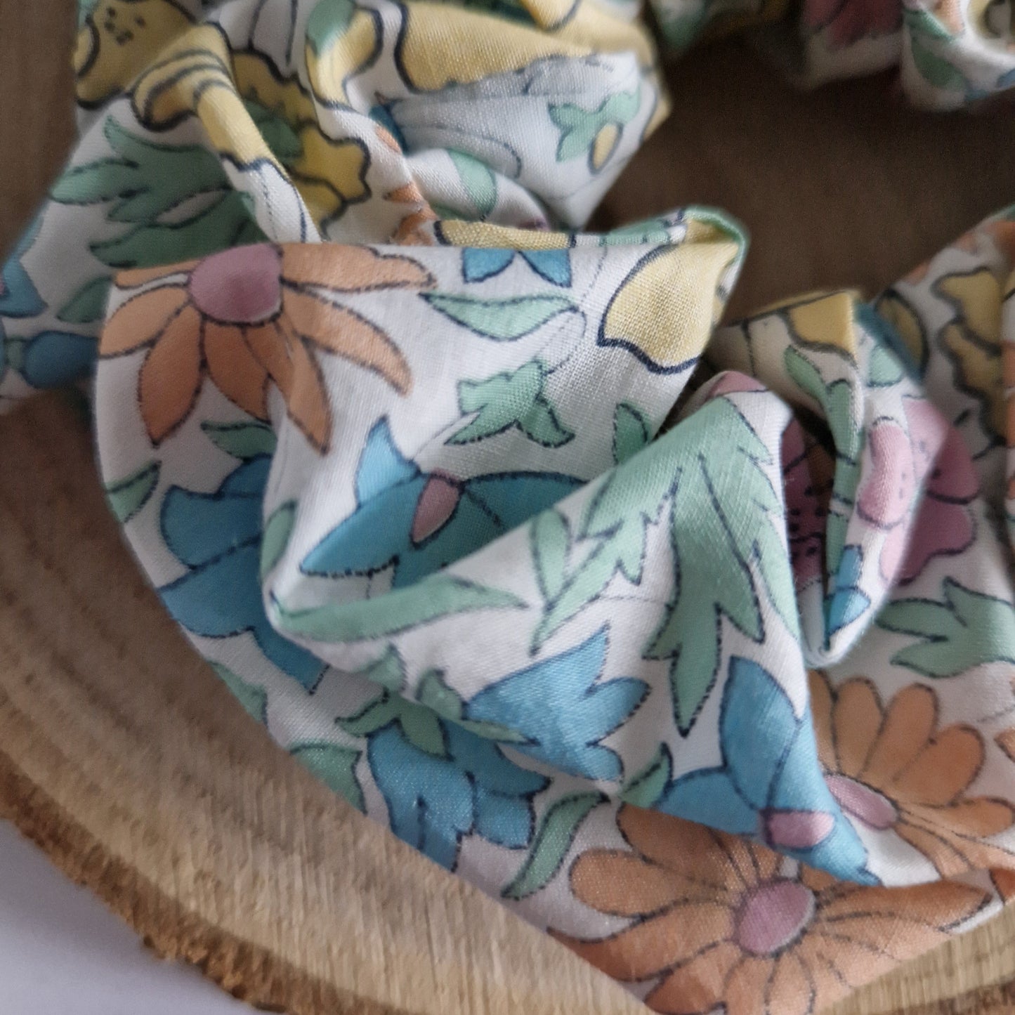 Vintage Liberty hair scrunchie - lemon and pink floral print