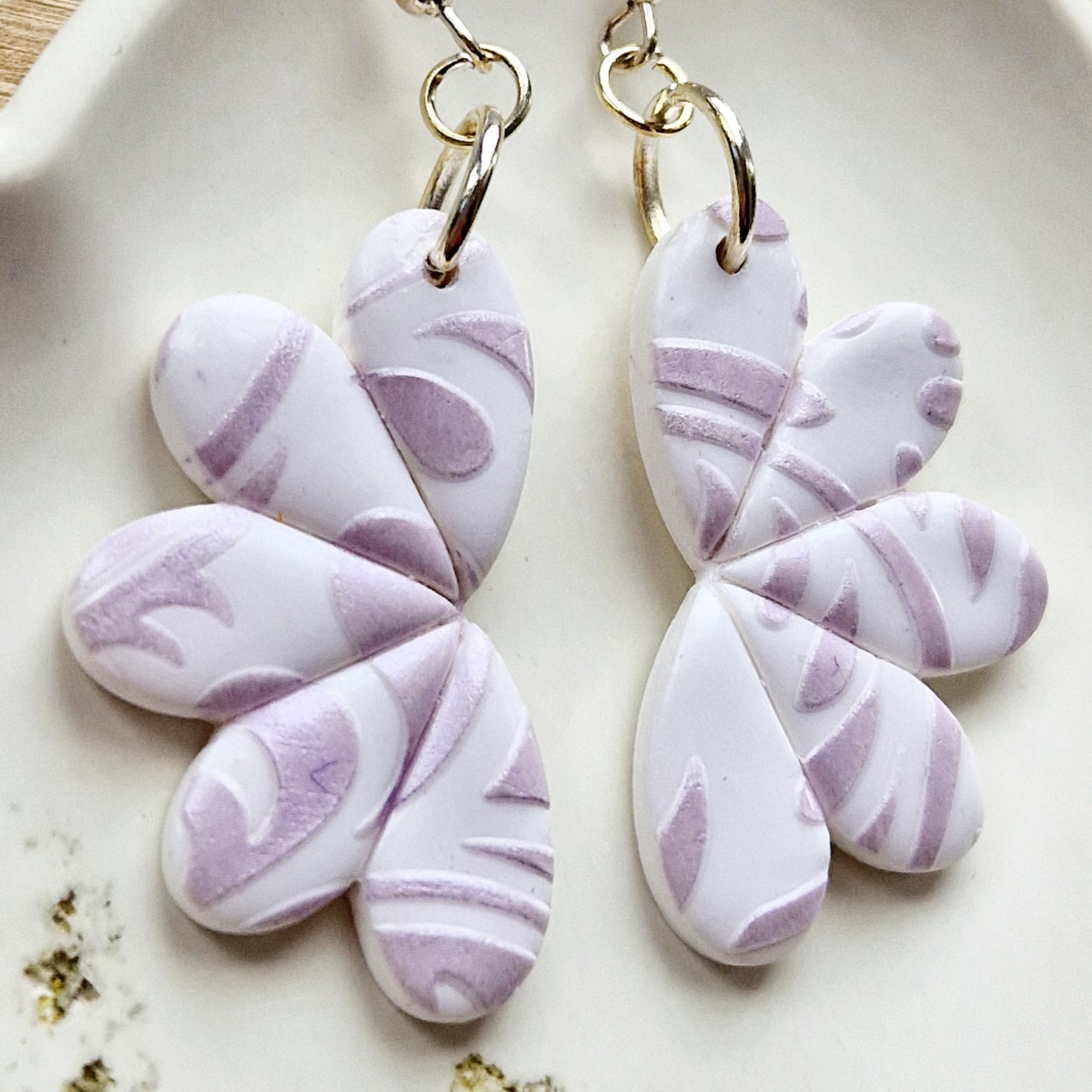 Clay Flower Earrings - Sienna in White and Lilac