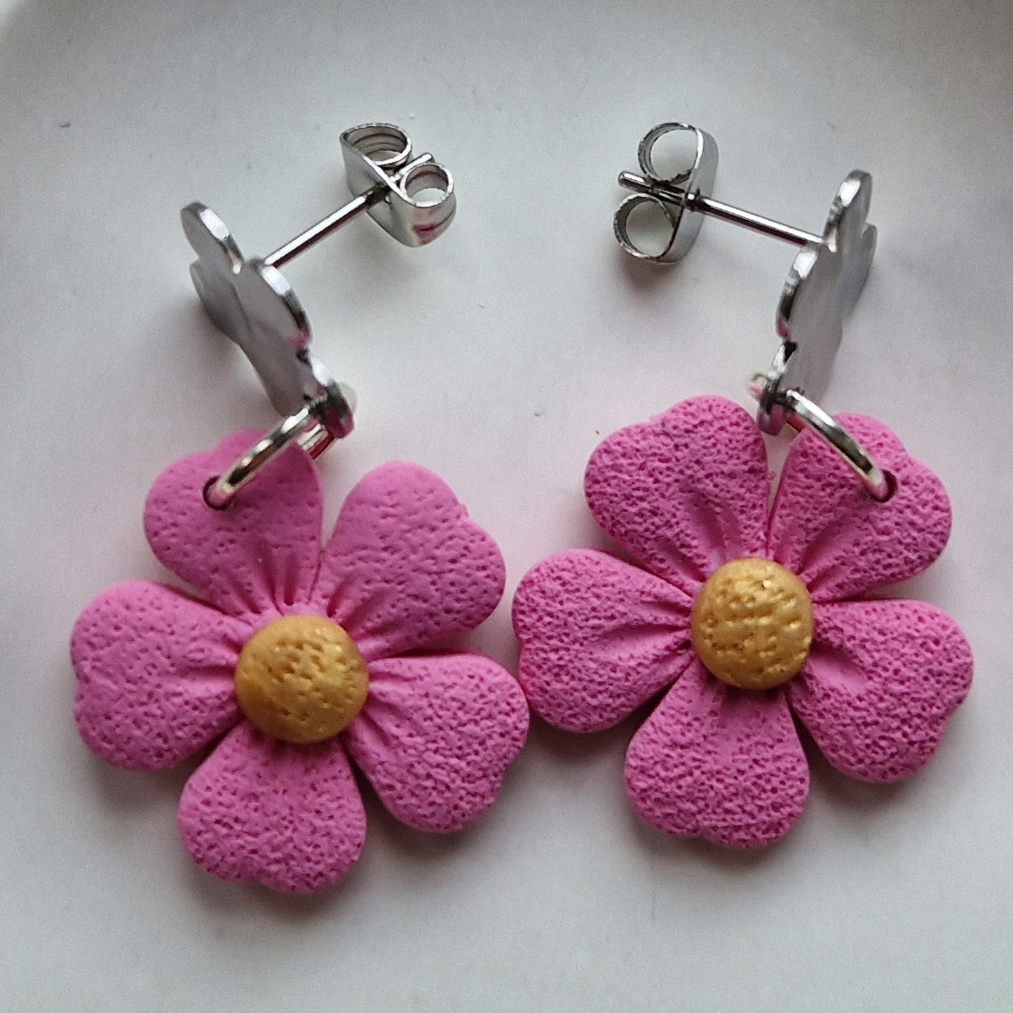 Clay Flower Earrings - Delfina in Pink