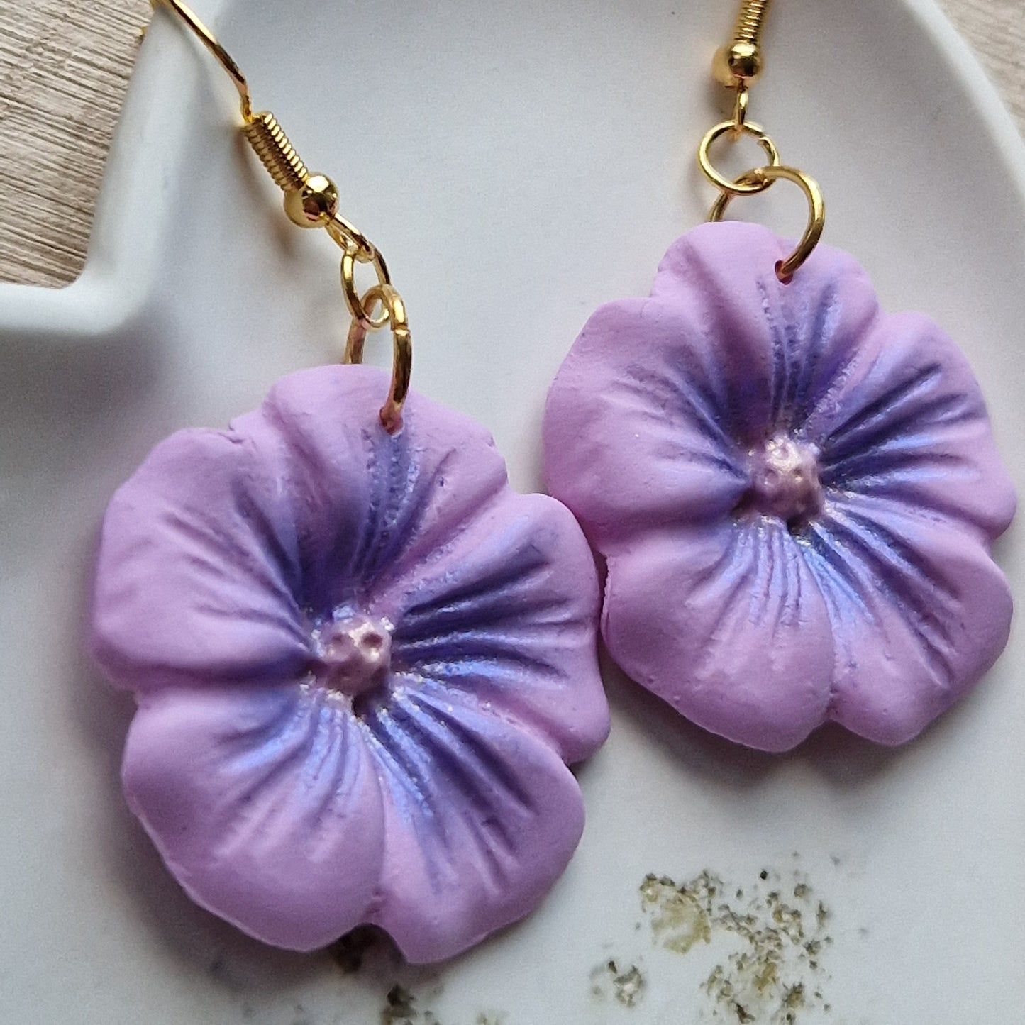 Clay Flower Earrings - Viviana in Lilac