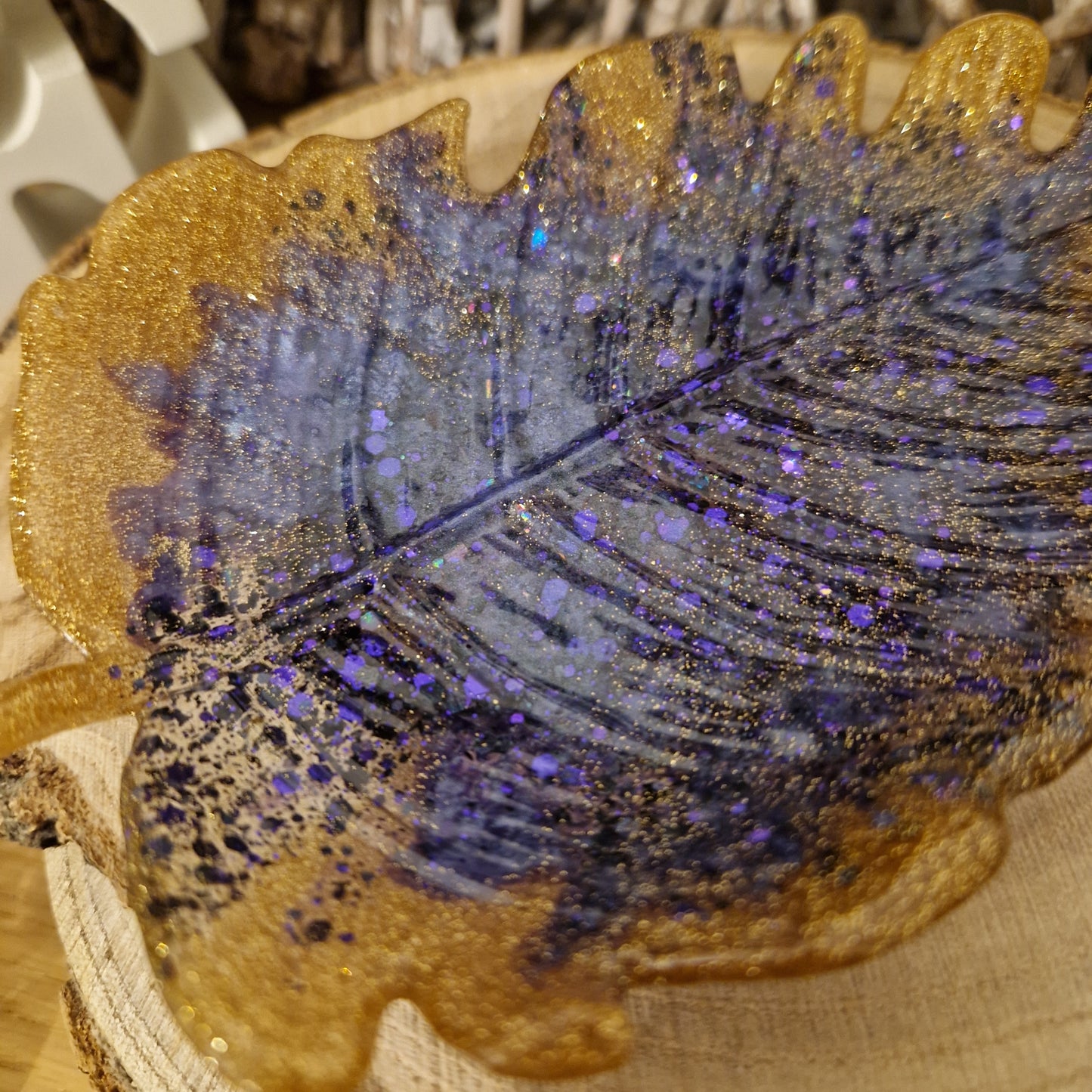 Resin Leaf Trinket Dish - Purple Sparkle