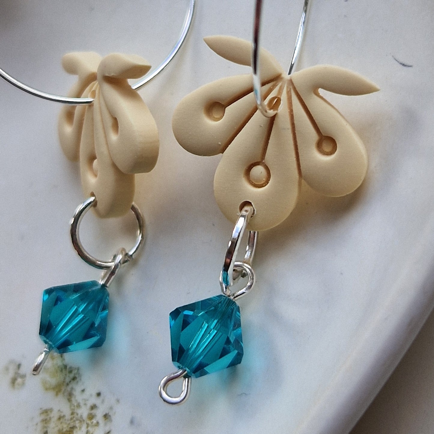 Clay Crystal Earrings - Elisa in Lemon Yellow