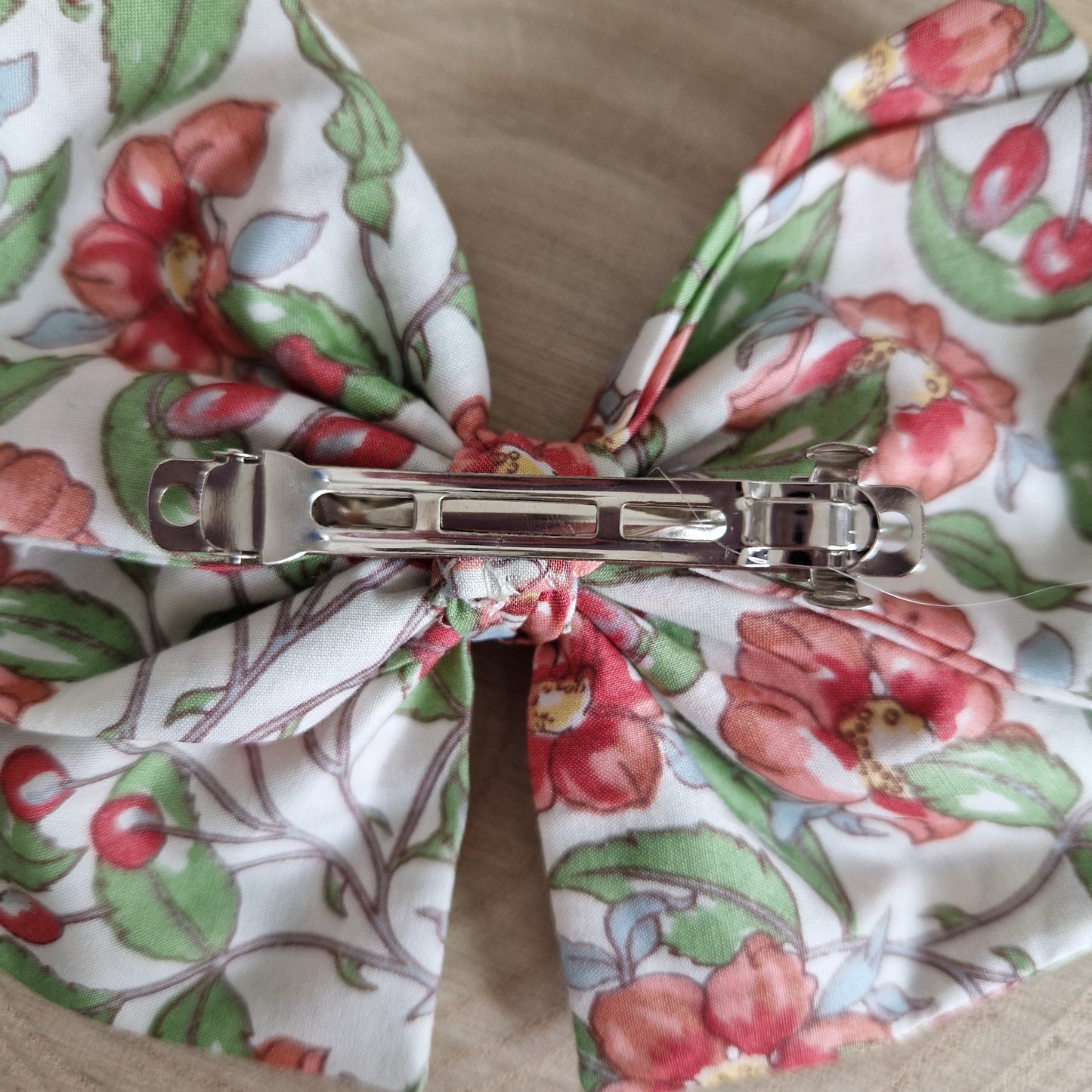 Vintage Liberty large hair bow - red rosehip print