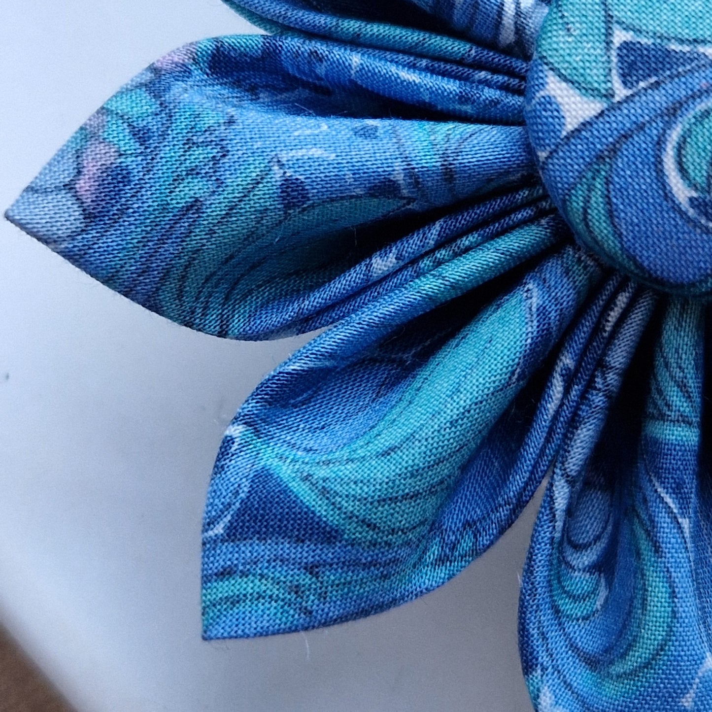 Jasmine - Vintage Liberty fabric kanzashi-style flower brooch - blue floral print