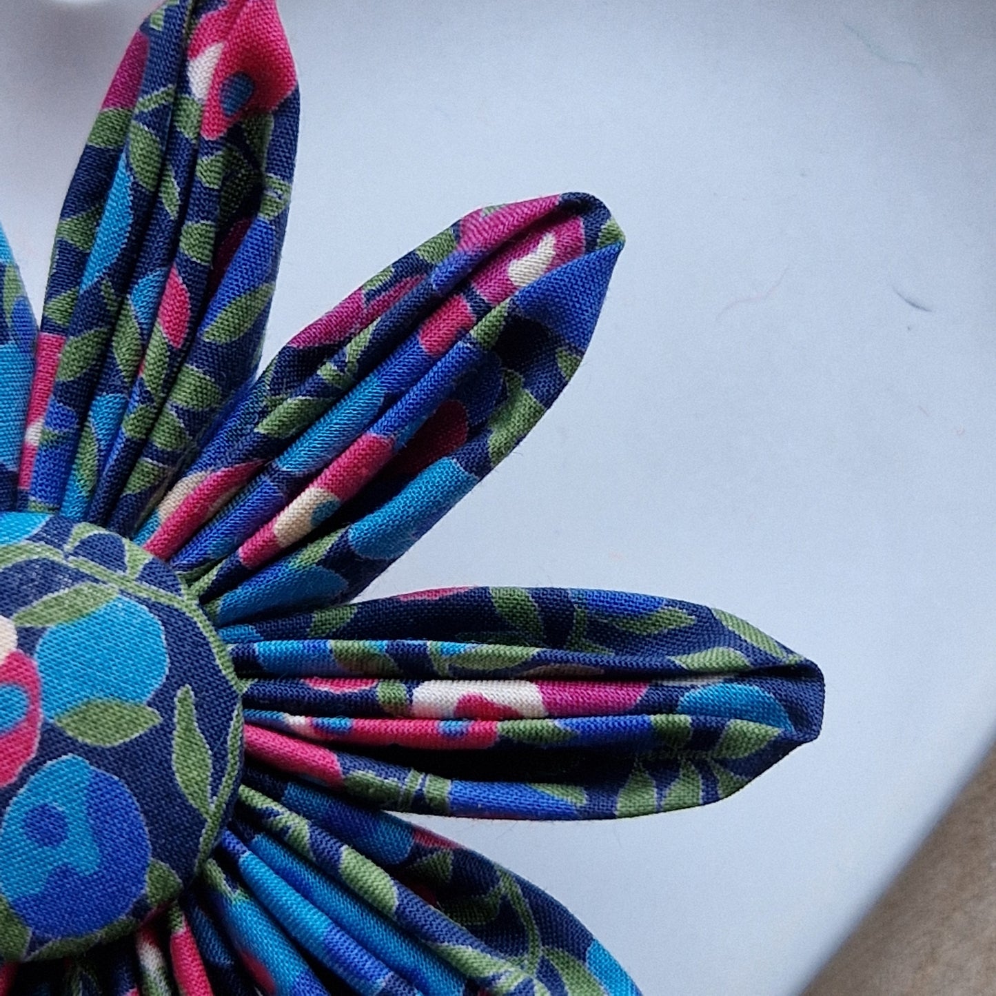Lily - Vintage Liberty fabric kanzashi-style flower brooch - blue berry print