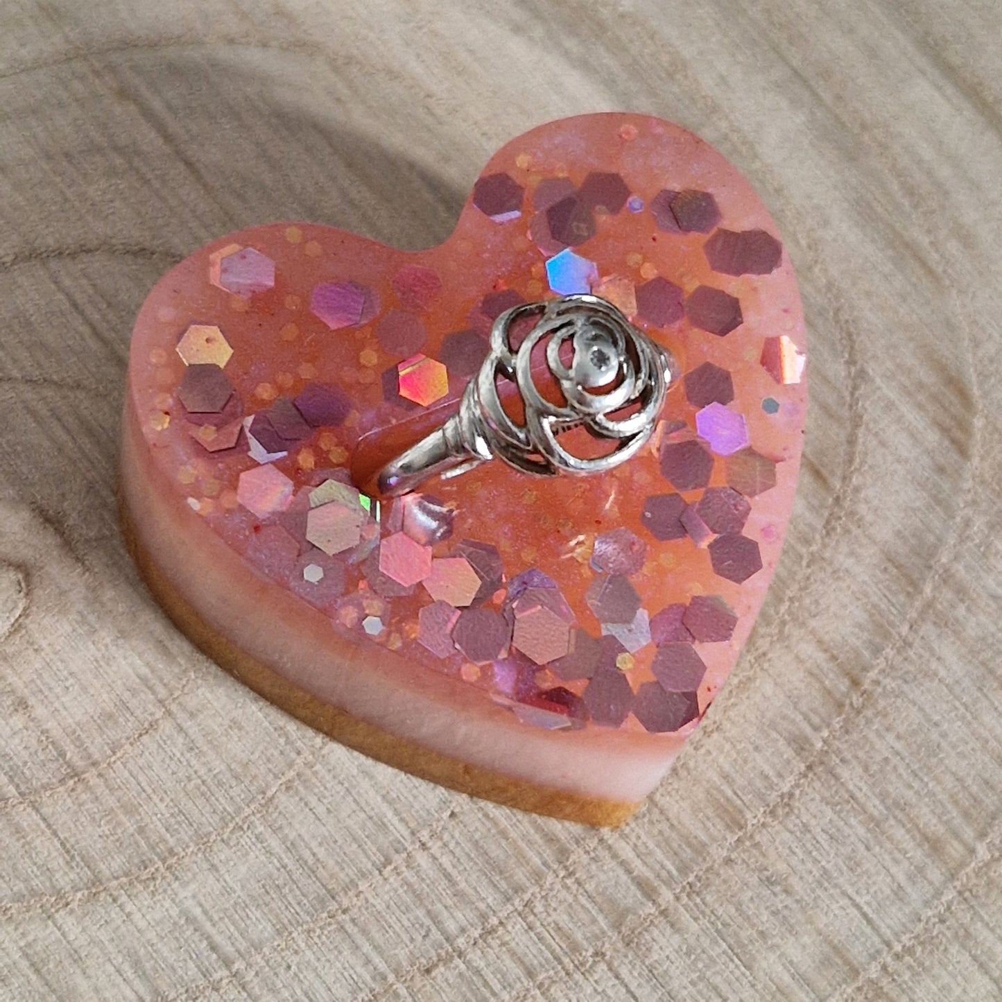 Resin Ring Holder - Strawberry Cheesecake Single Slot