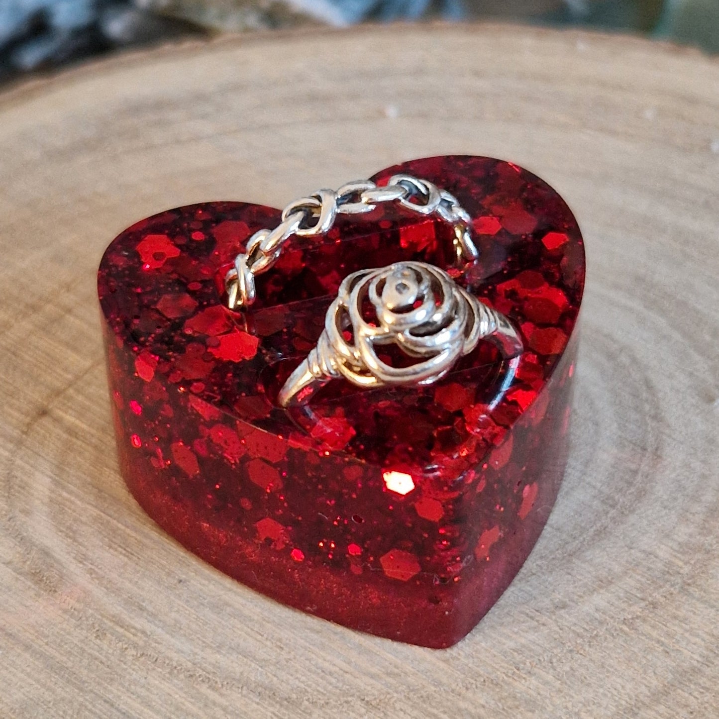Resin Ring Holder - Ruby Sparkle Heart
