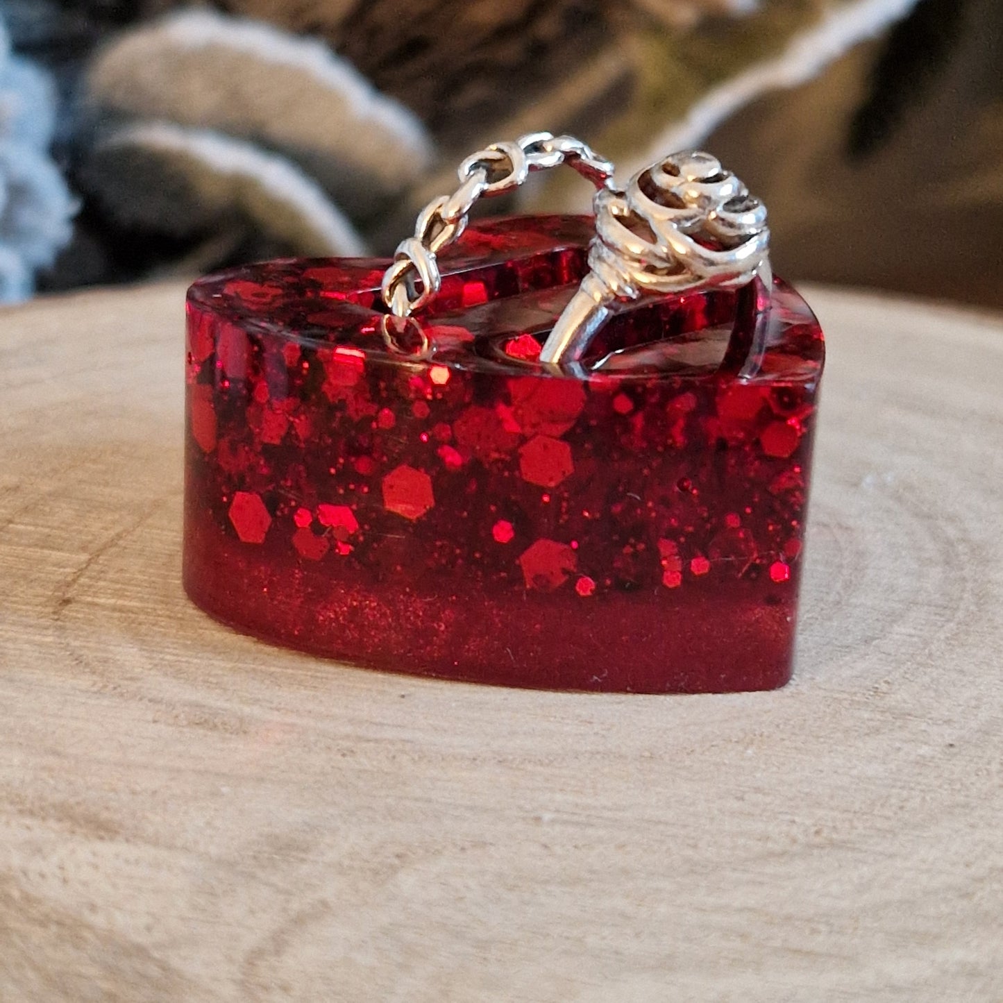 Resin Ring Holder - Ruby Sparkle Heart
