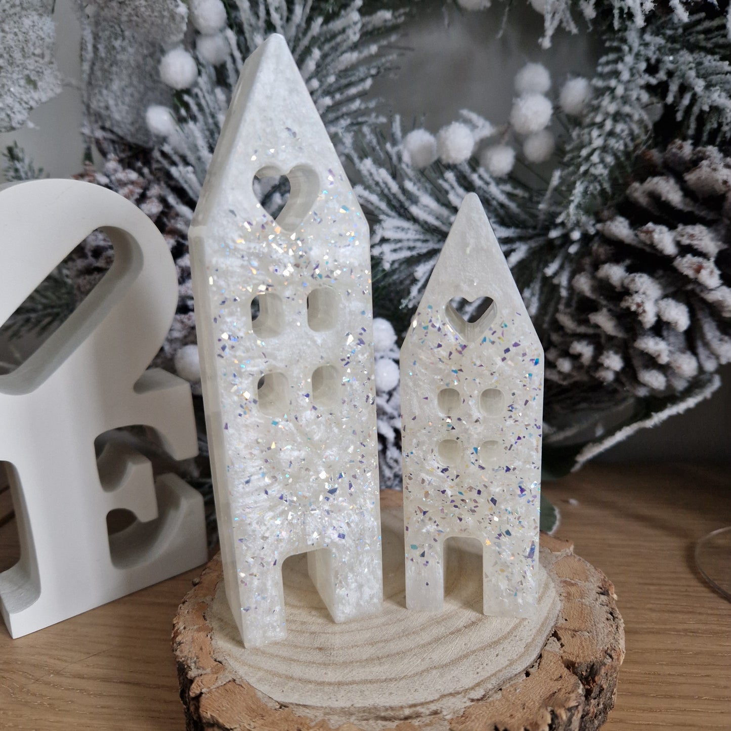 Resin Christmas Houses - Ivory Sparkle