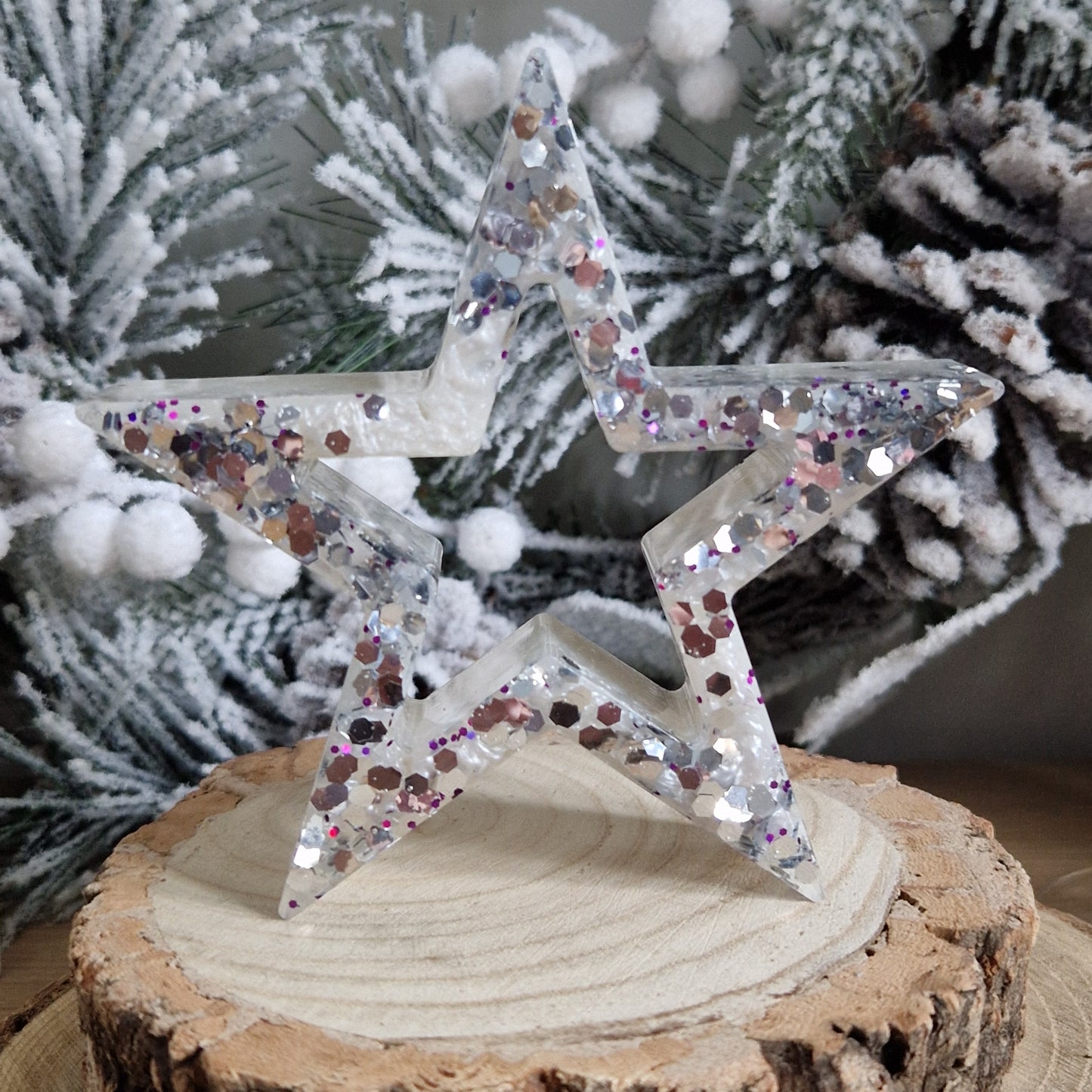 Resin Free-Standing Large Star Decoration - White and Silver Sparkle