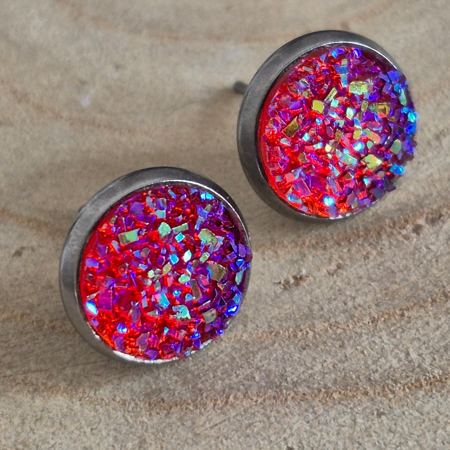 Glitter Resin 10mm Stud Earrings - Fuchsia AB
