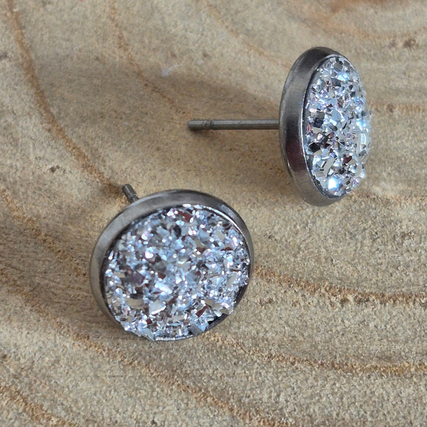 Glitter Resin 10mm Stud Earrings - Silver