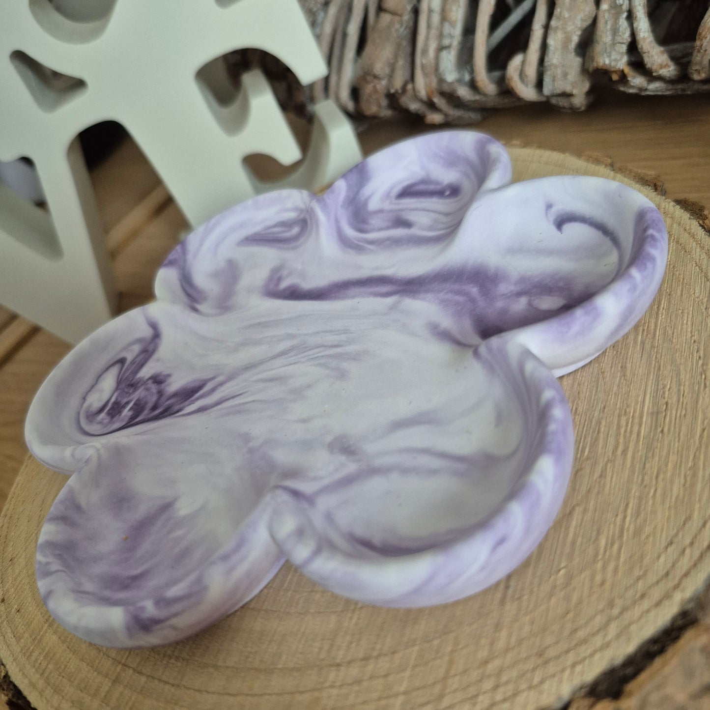 Eco Resin Large Bloom Trinket Dish - Blackcurrant