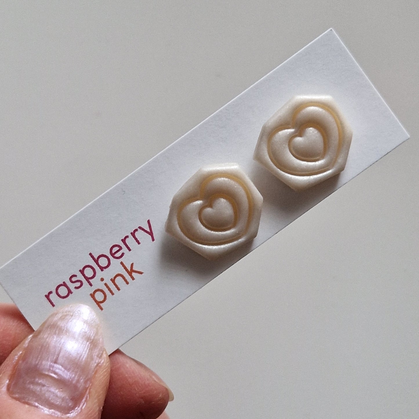 Clay Geo Heart Stud Earrings - Ivory Shimmer