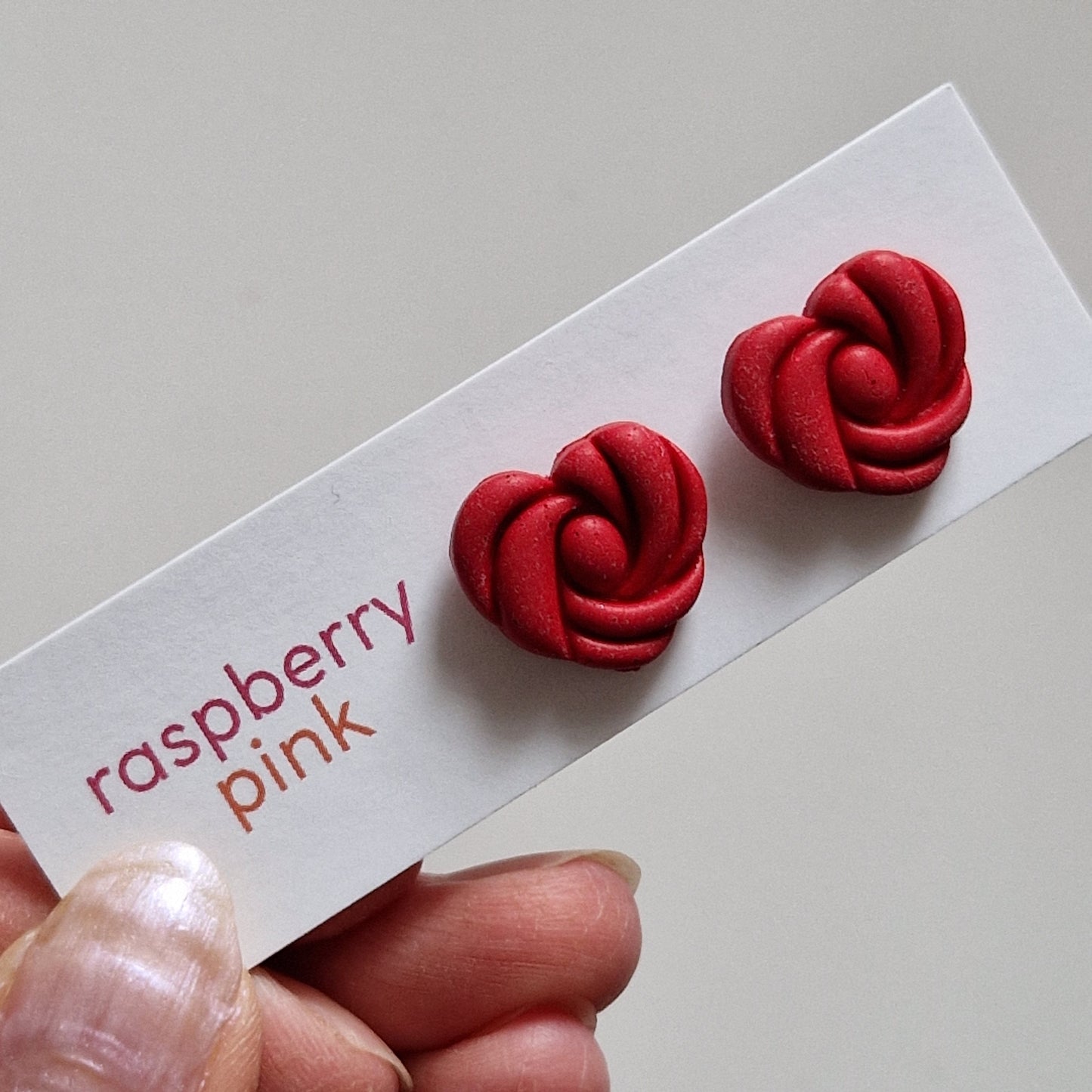 Clay Swirl Heart Stud Earrings - Red Glitter