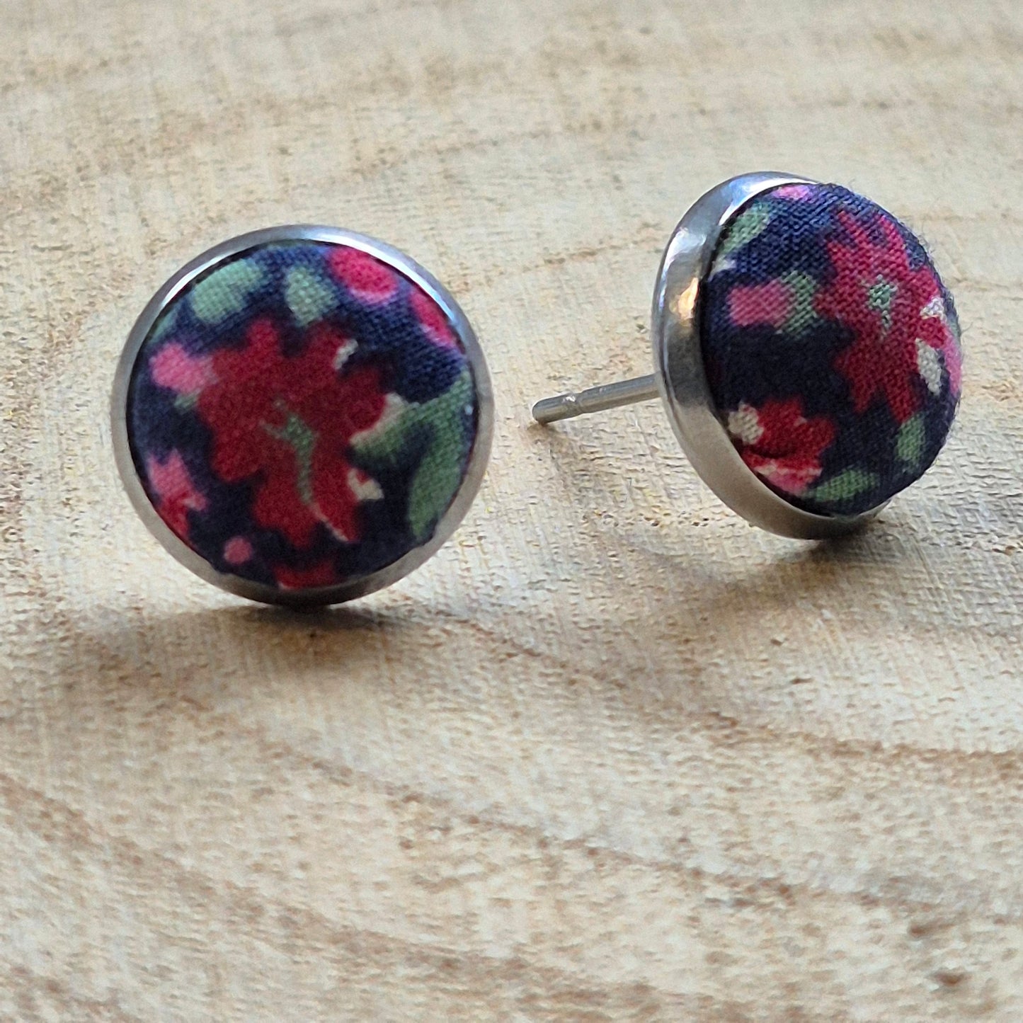 Vintage Liberty 10mm Stud Earrings - Black Mini Floral