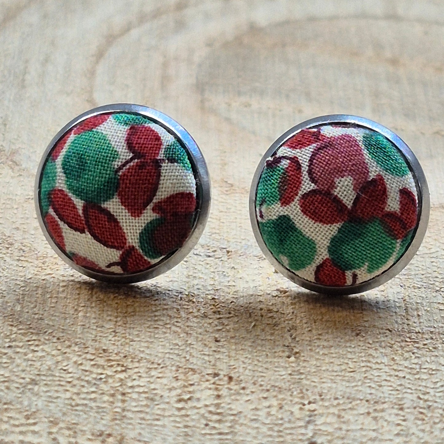 Vintage Liberty 10mm Stud Earrings - Green Rust Leafy