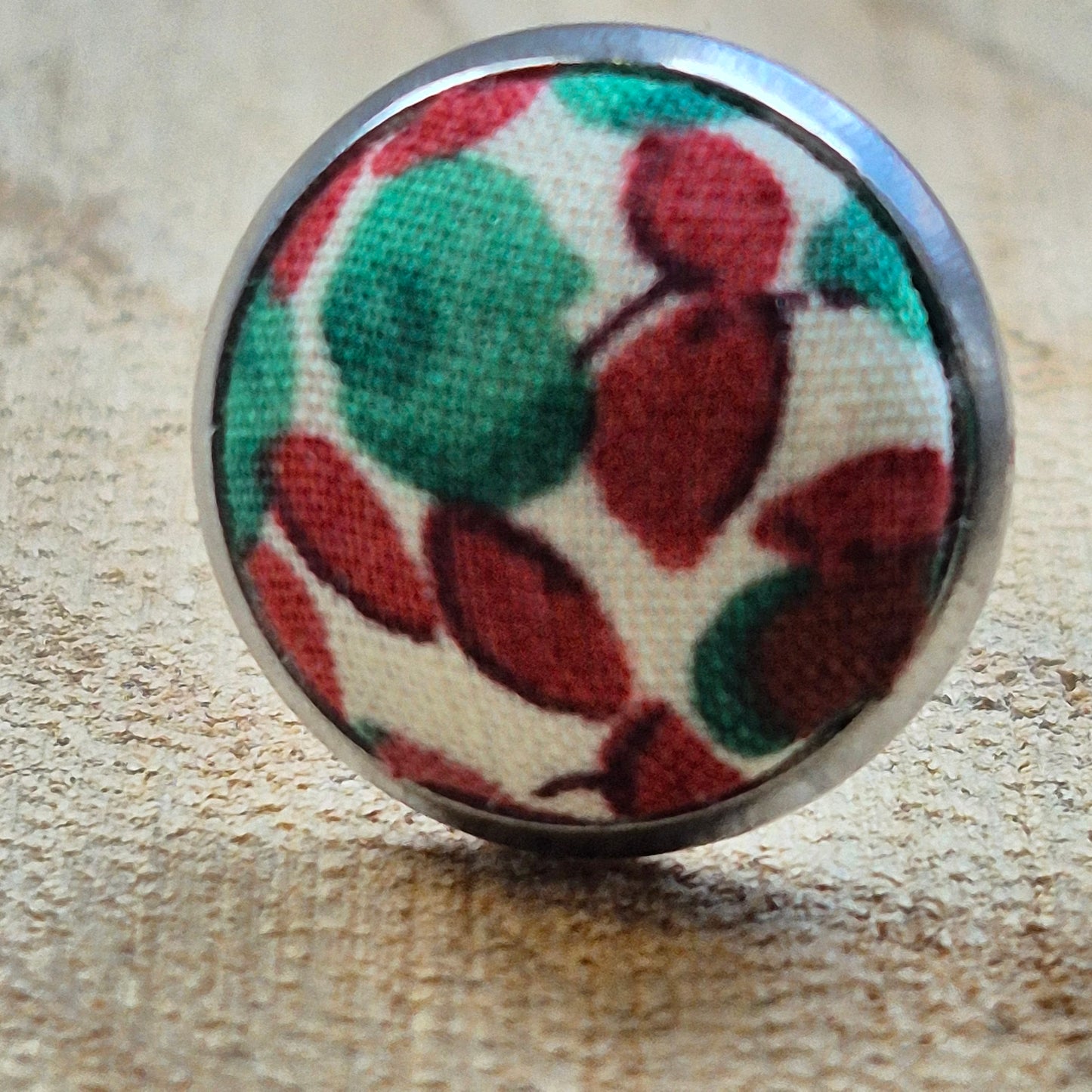 Vintage Liberty 10mm Stud Earrings - Green Rust Leafy