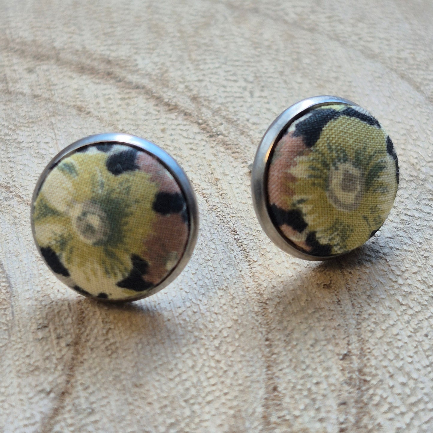 Vintage Liberty 12mm Stud Earrings - Beige Flower