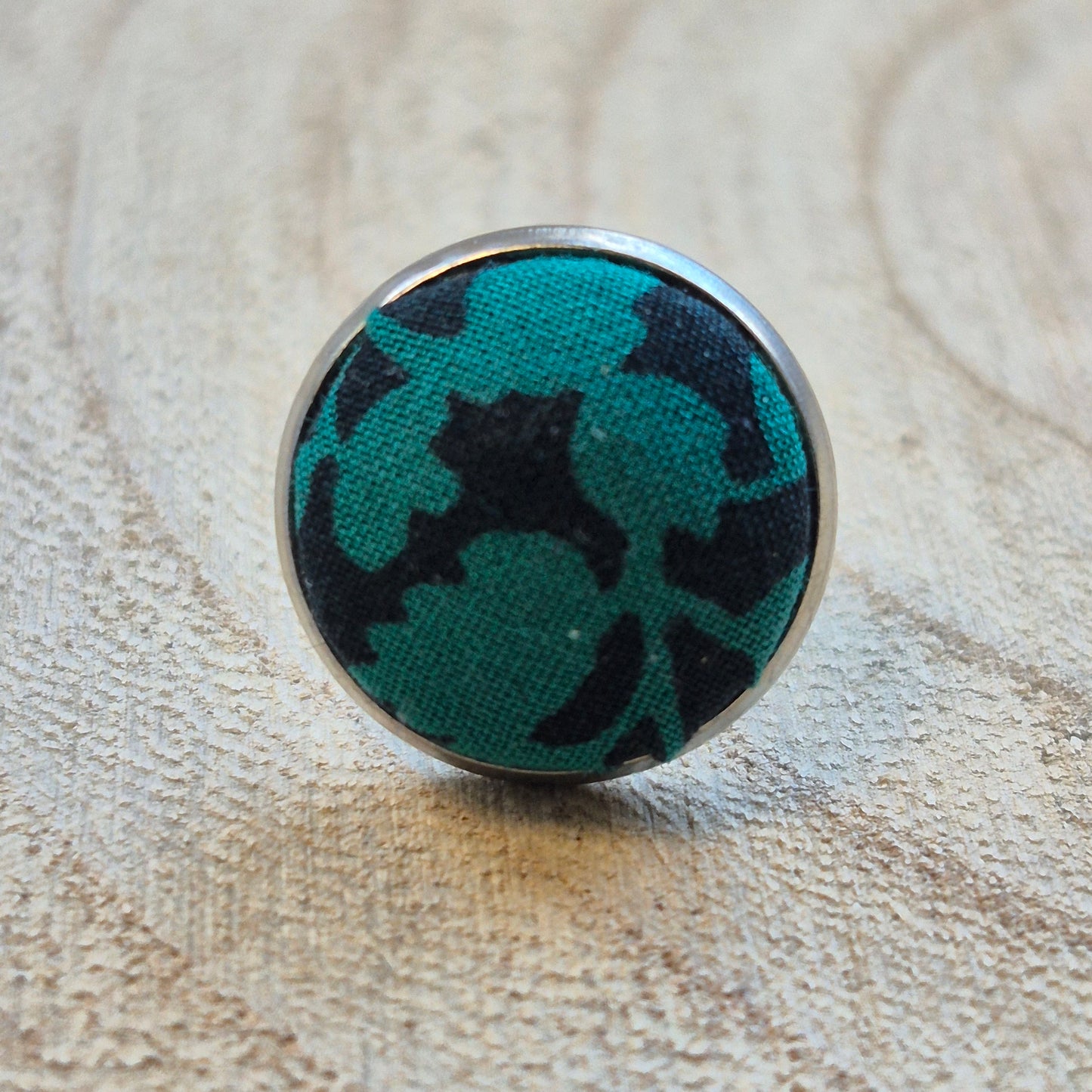 Vintage Liberty 12mm Stud Earrings - Green Leafy Vine