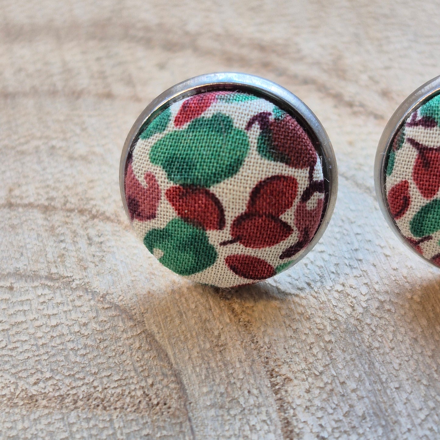 Vintage Liberty 12mm Stud Earrings - Green Rust Leafy
