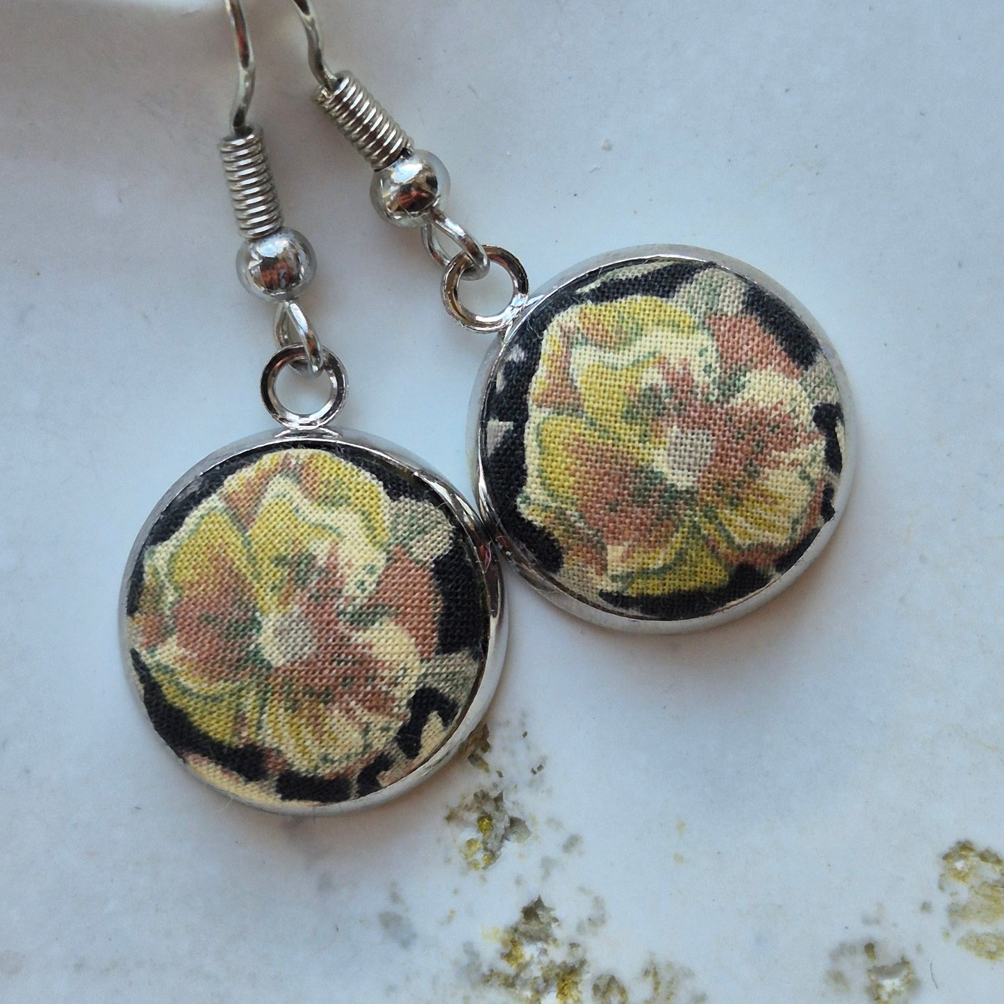 Vintage Liberty 14mm Dangle Earrings - Beige Flower