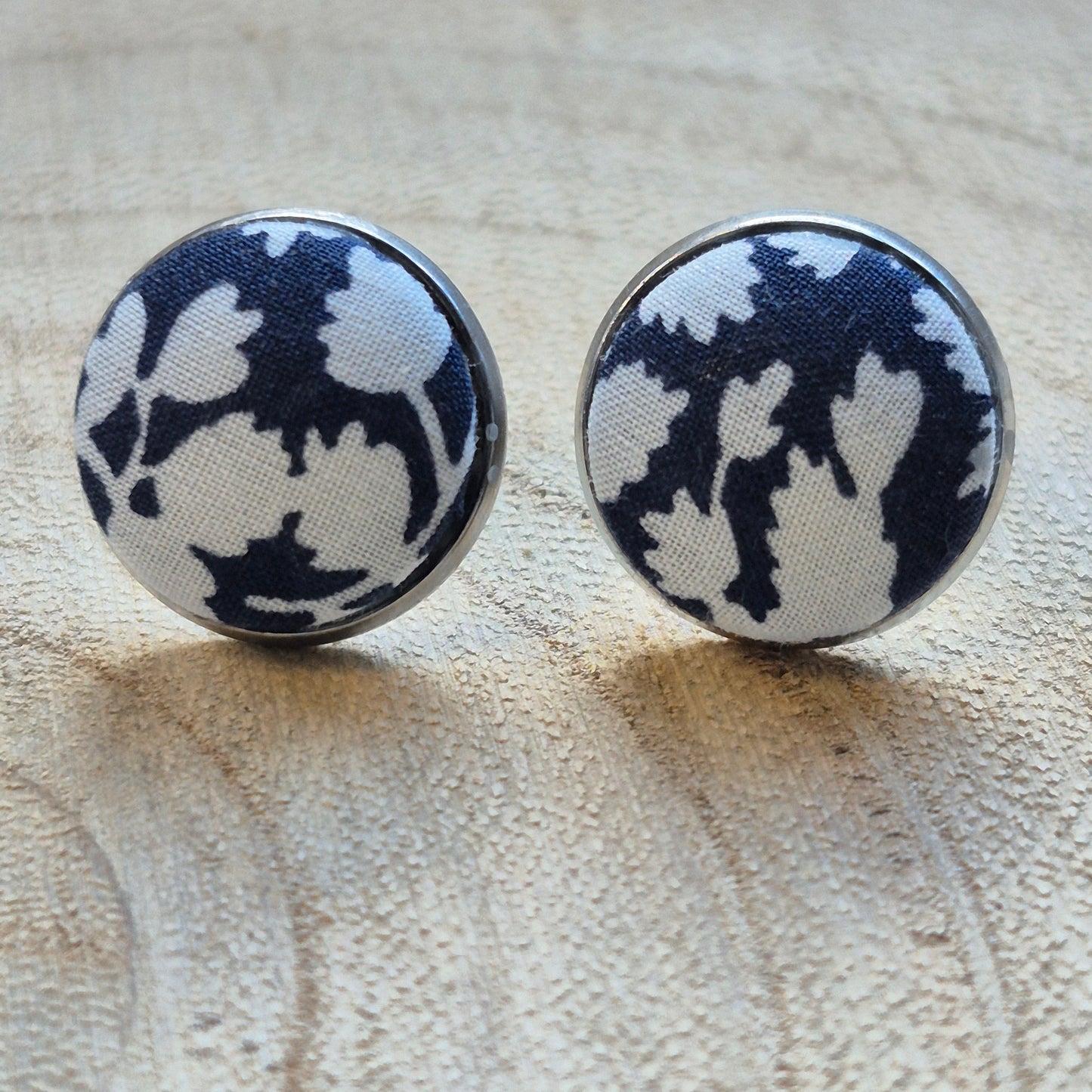 Vintage Liberty 14mm Stud Earrings - Navy Leafy Vine