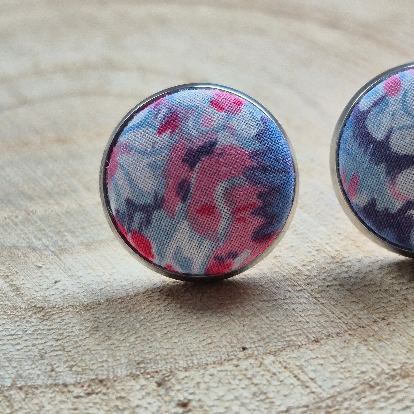 Vintage Liberty 14mm Stud Earrings - Pink Daisy