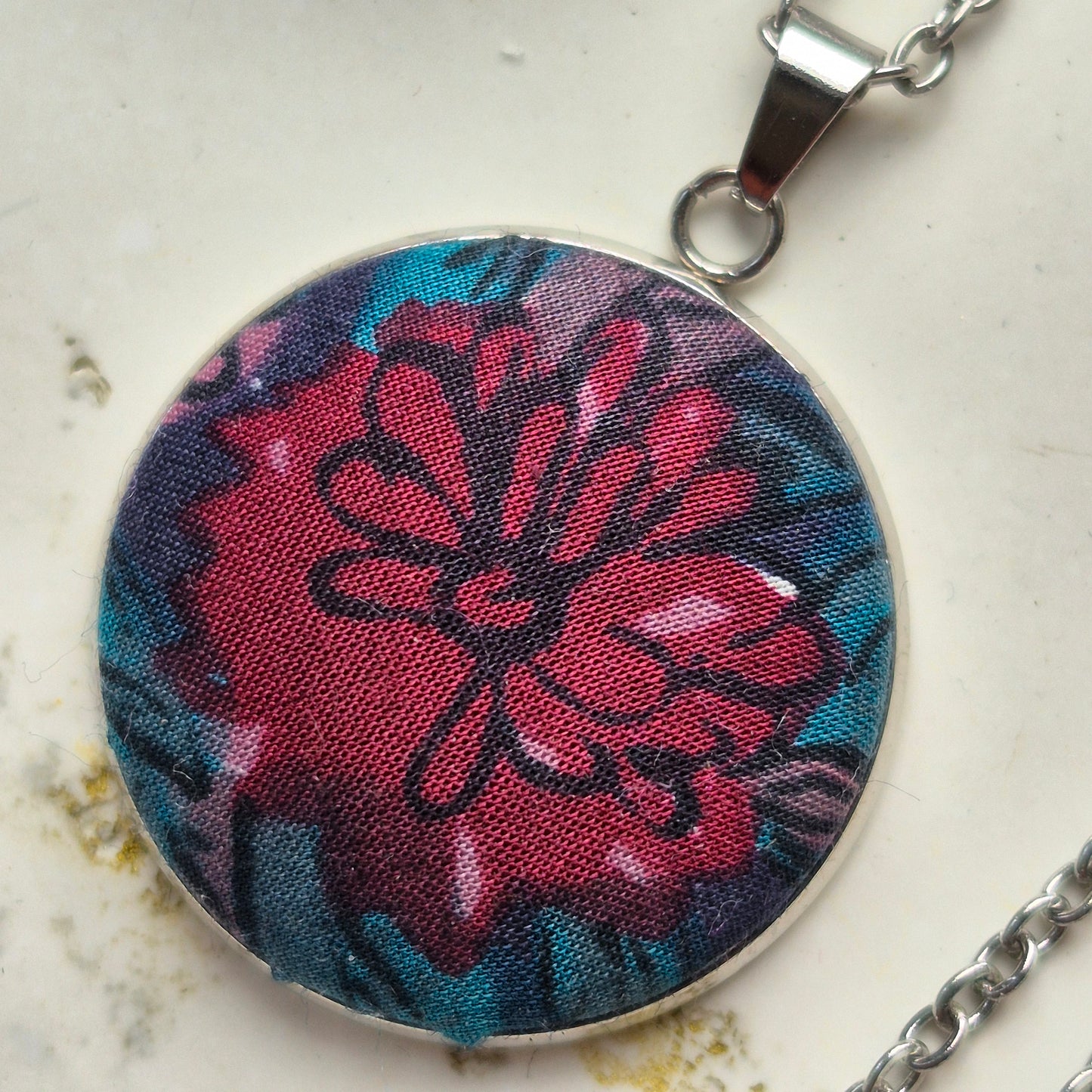 Vintage Liberty 25mm Pendant - Deep Pink Flower