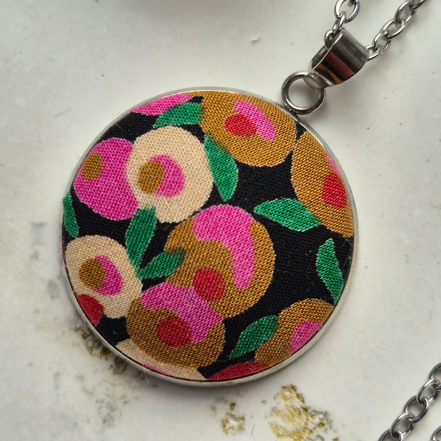 Vintage Liberty 25mm Pendant - Pink Berries