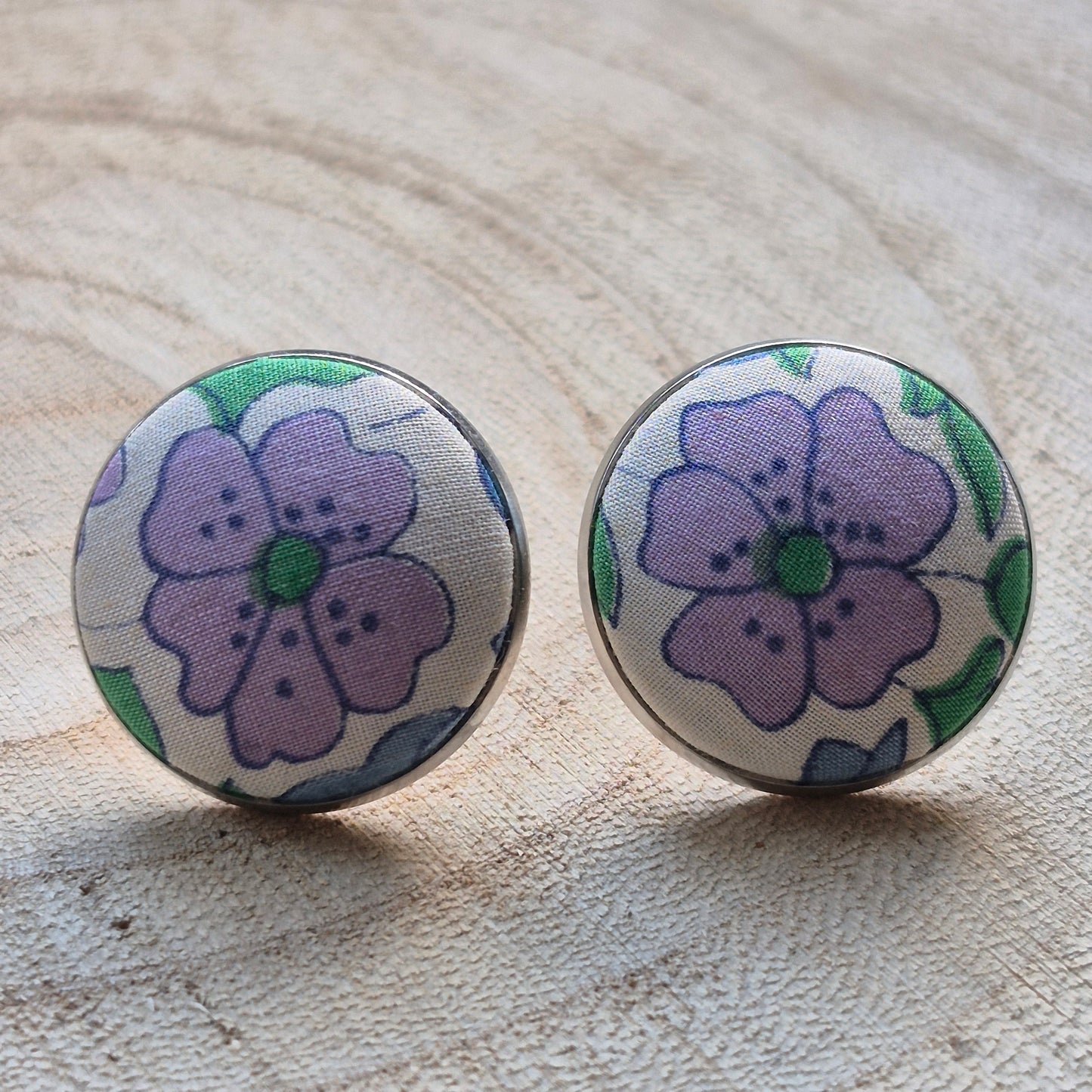 Vintage Liberty 20mm Stud Earrings - Lilac Flower