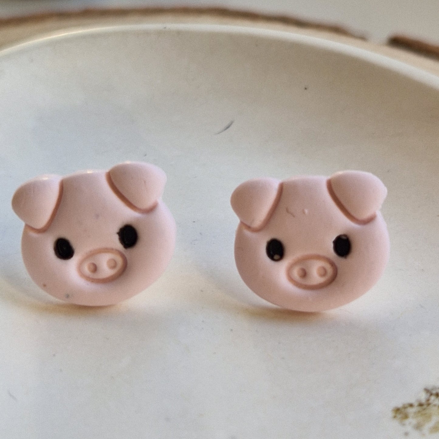 Clay Animal Stud Earrings - Piggies
