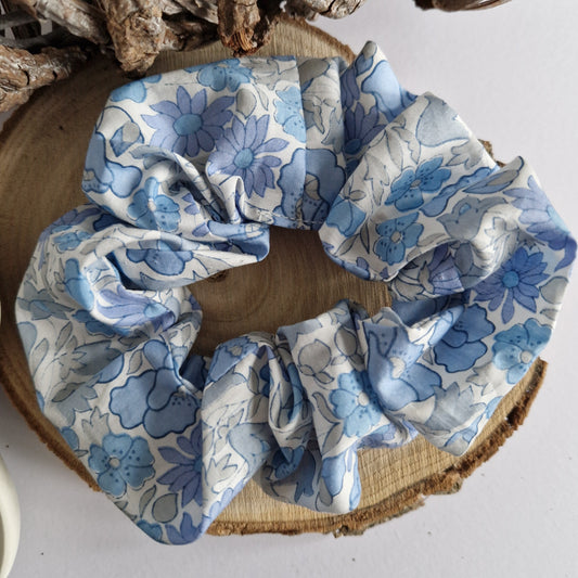 Vintage Liberty hair scrunchie - light blue floral print