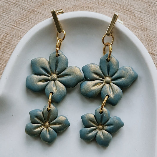 Clay Flower Earrings - Isabella in Deep Green