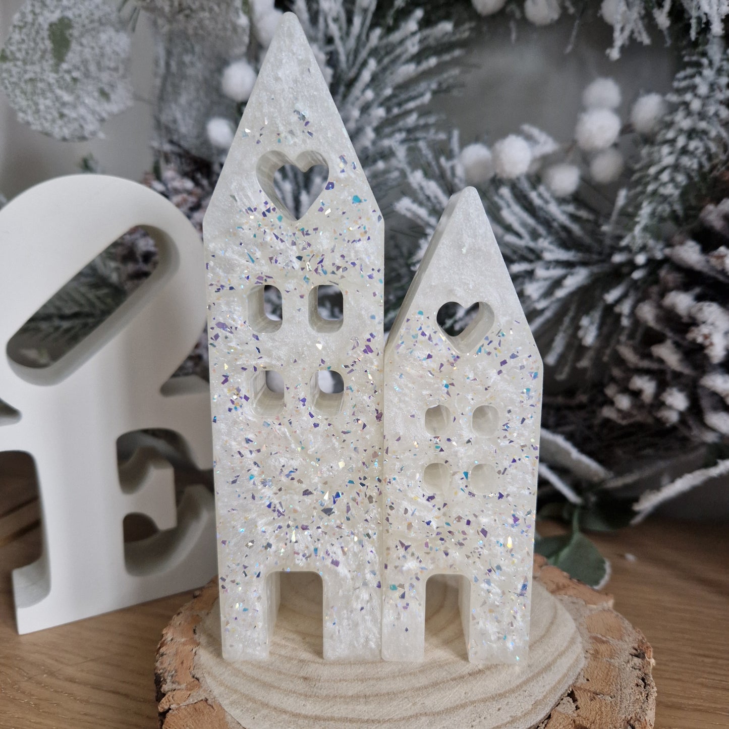 Resin Christmas Houses - Ivory Sparkle