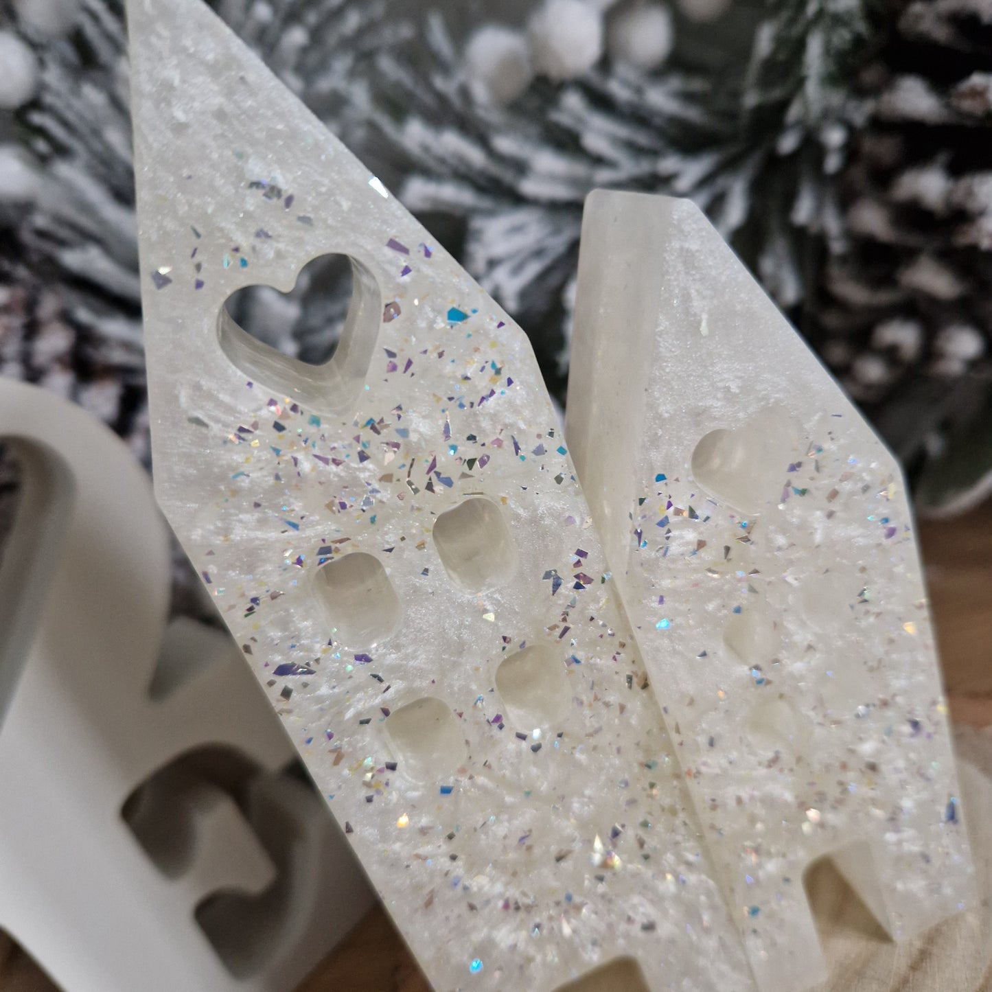 Resin Christmas Houses - Ivory Sparkle