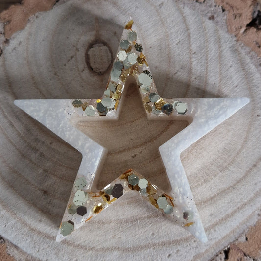 Resin Free-Standing Small Star Decoration - Pale Gold Sparkle