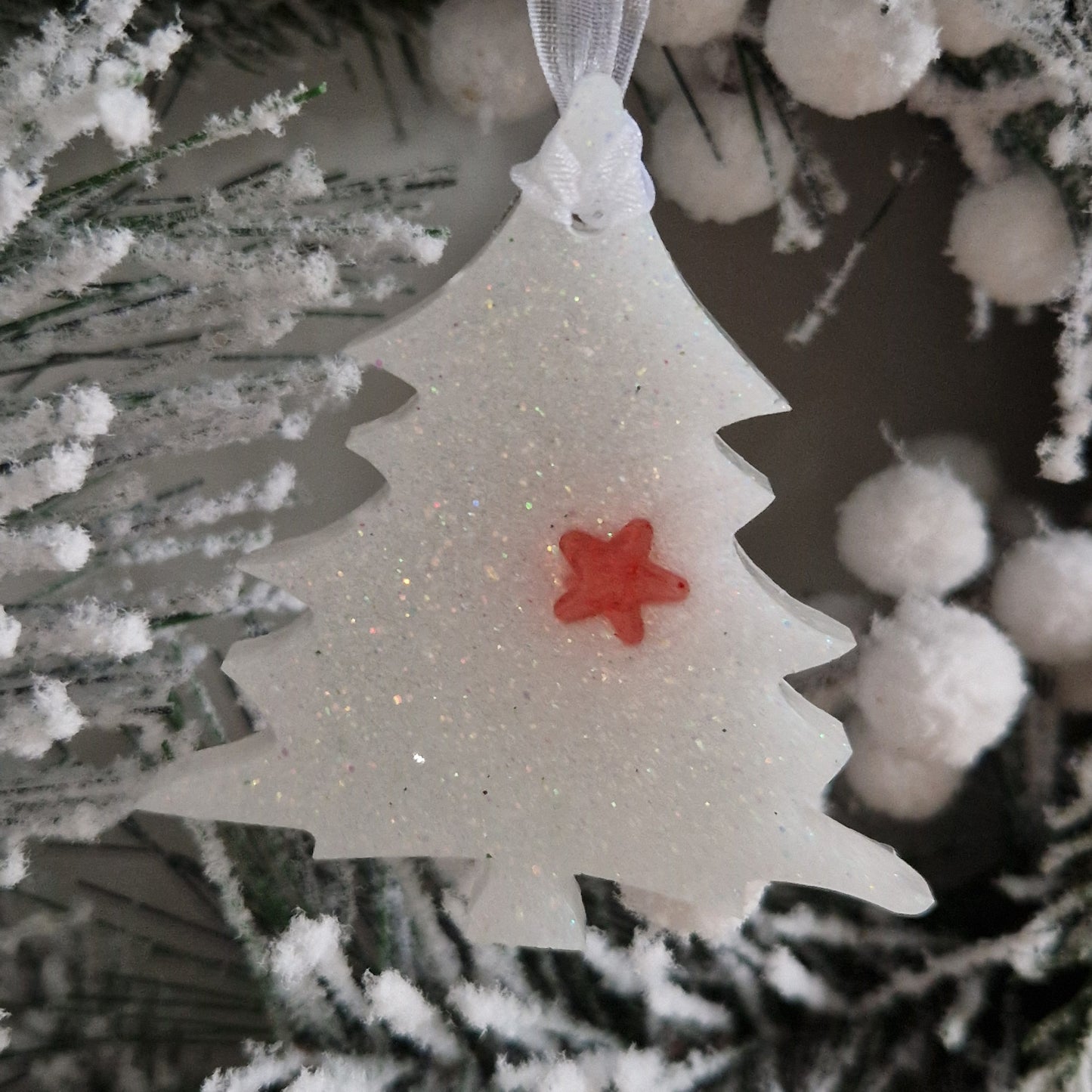 Resin Christmas Decoration - White Glitter Tree
