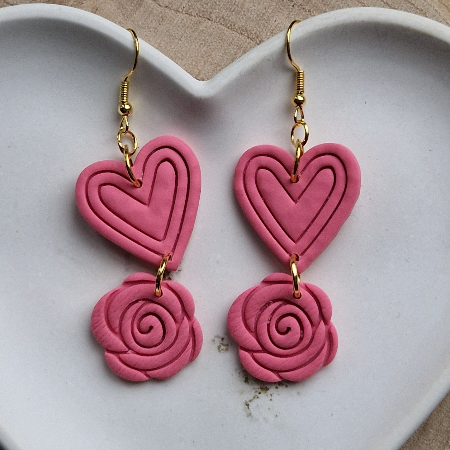 Clay Hearts and Flowers Earrings - Salmon Pink