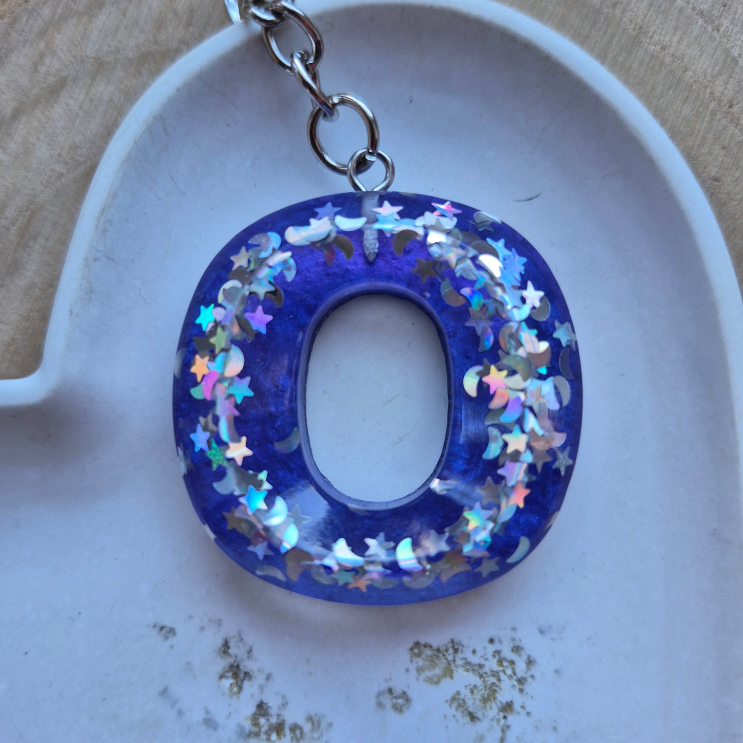 Resin Faceted Initial Keyring - Letter O