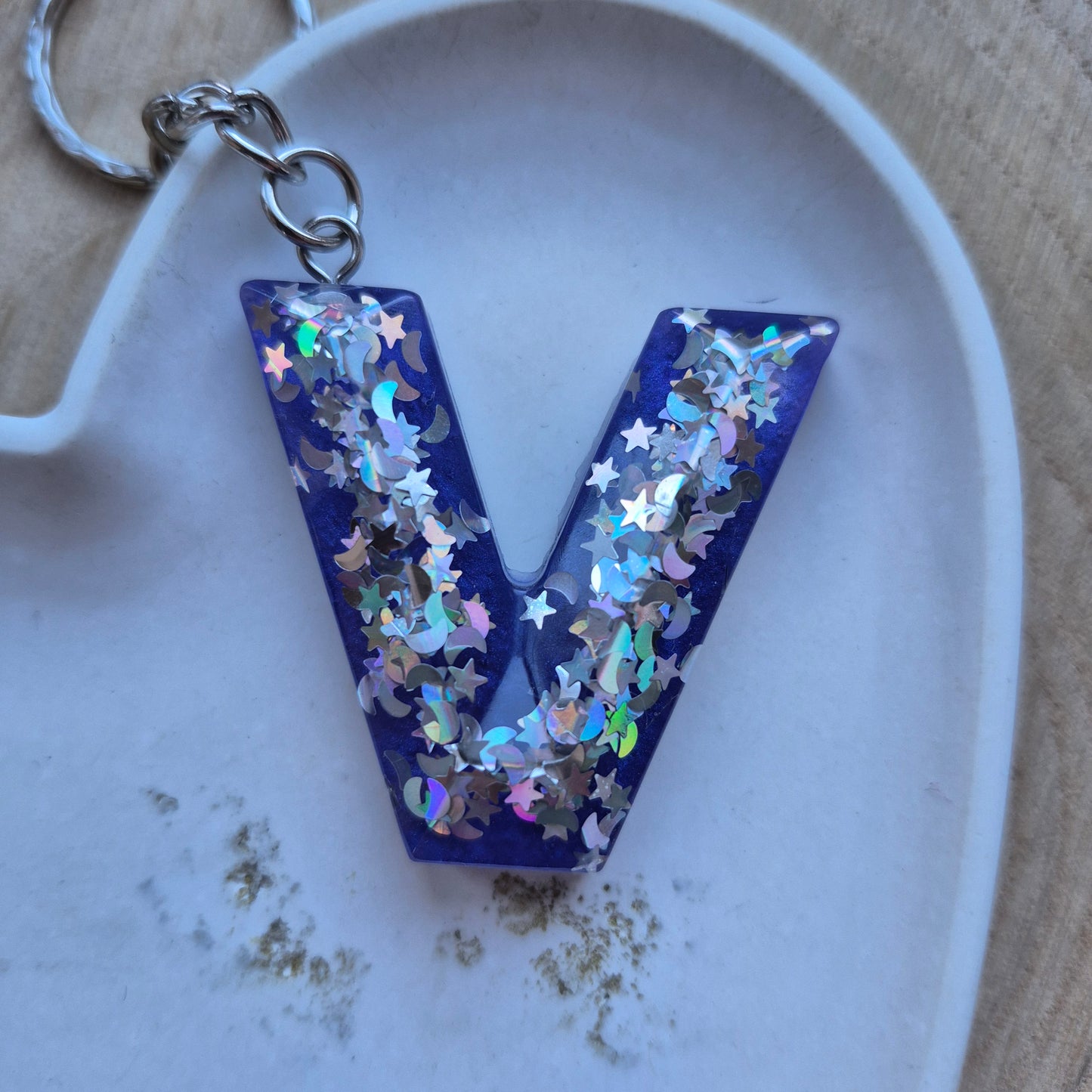 Resin Initial Keyring - Letter V