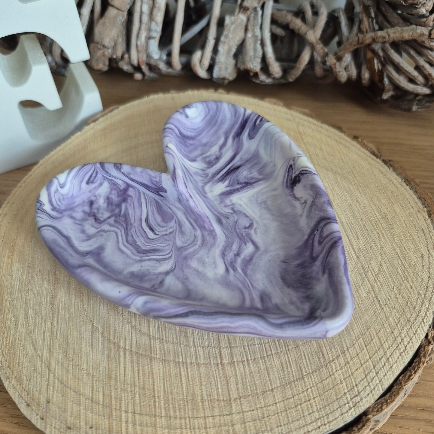 Eco Resin Modern Heart Trinket Dish - Blackcurrant