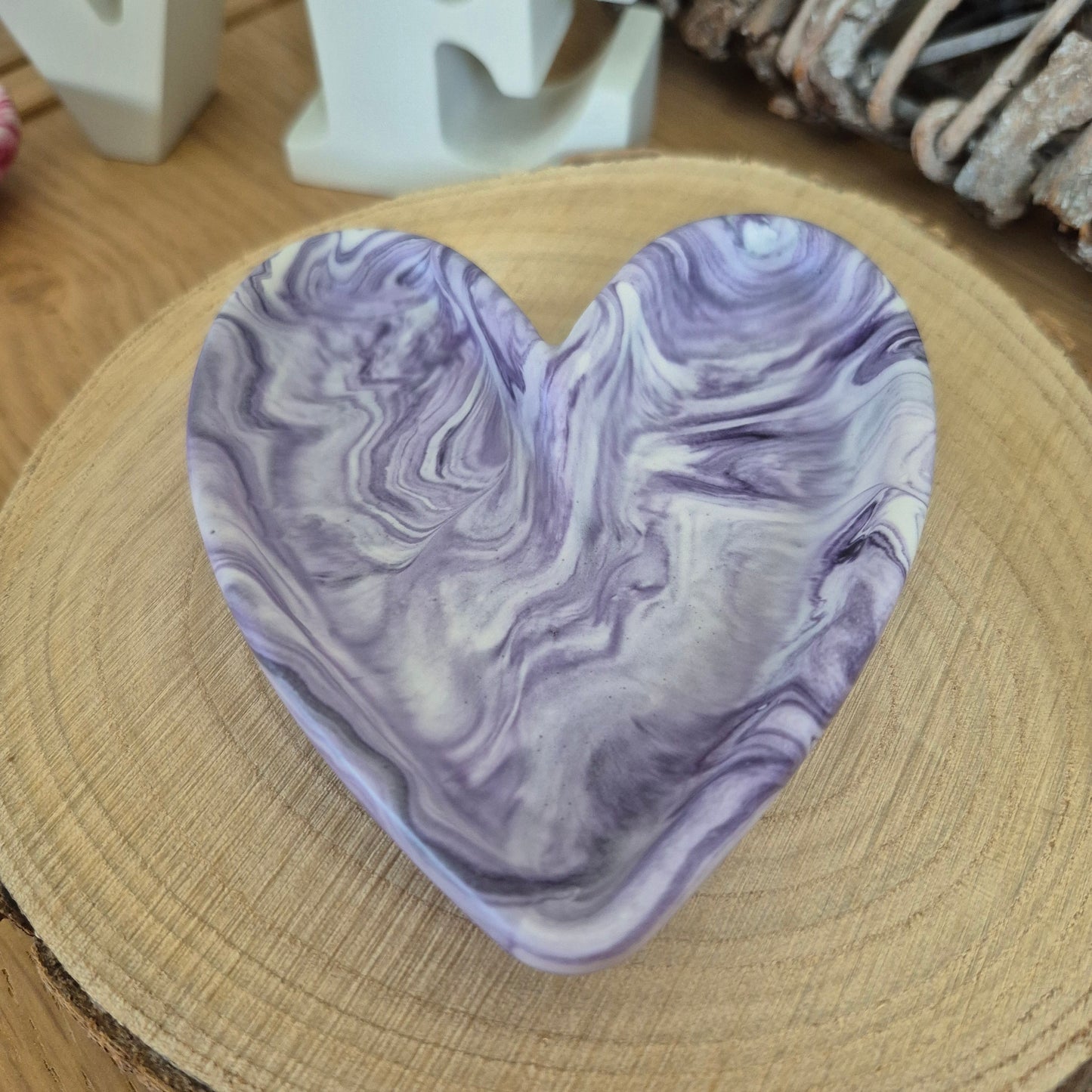 Eco Resin Modern Heart Trinket Dish - Blackcurrant