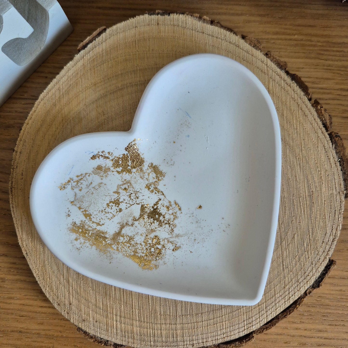 Eco Resin Heart Trinket Dish - Gold Foil