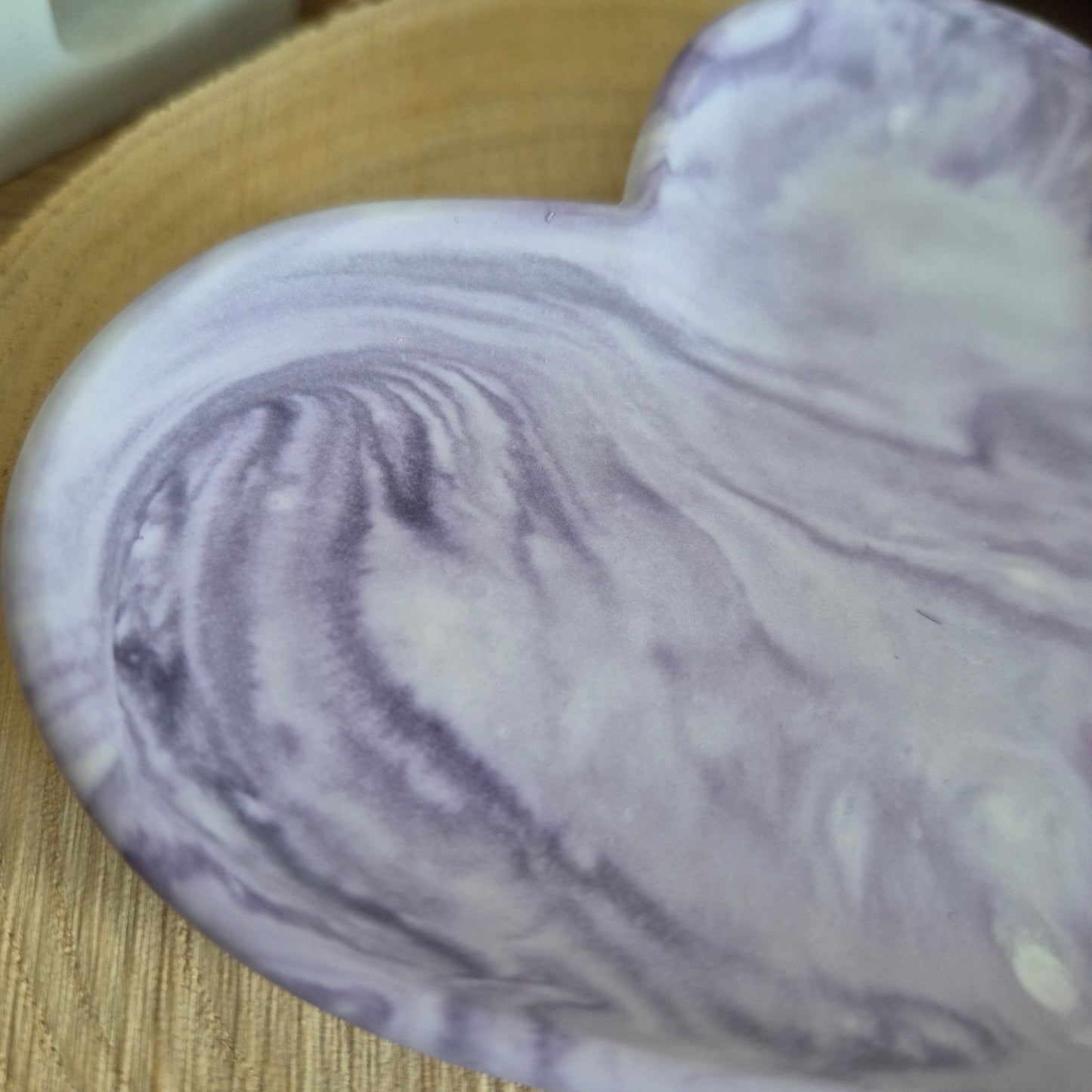 Eco Resin Heart Trinket Dish - Blackcurrant