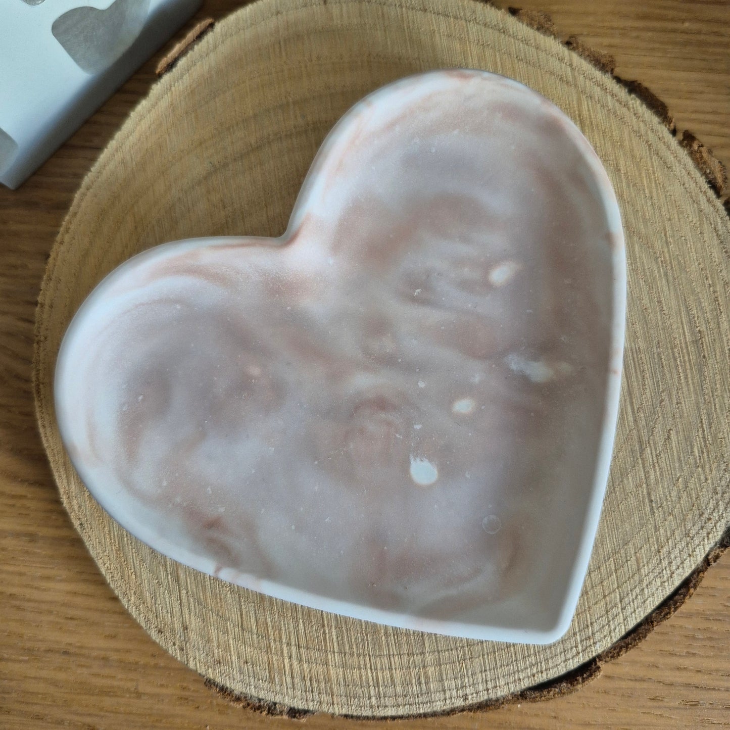 Eco Resin Heart Trinket Dish - Chocolate
