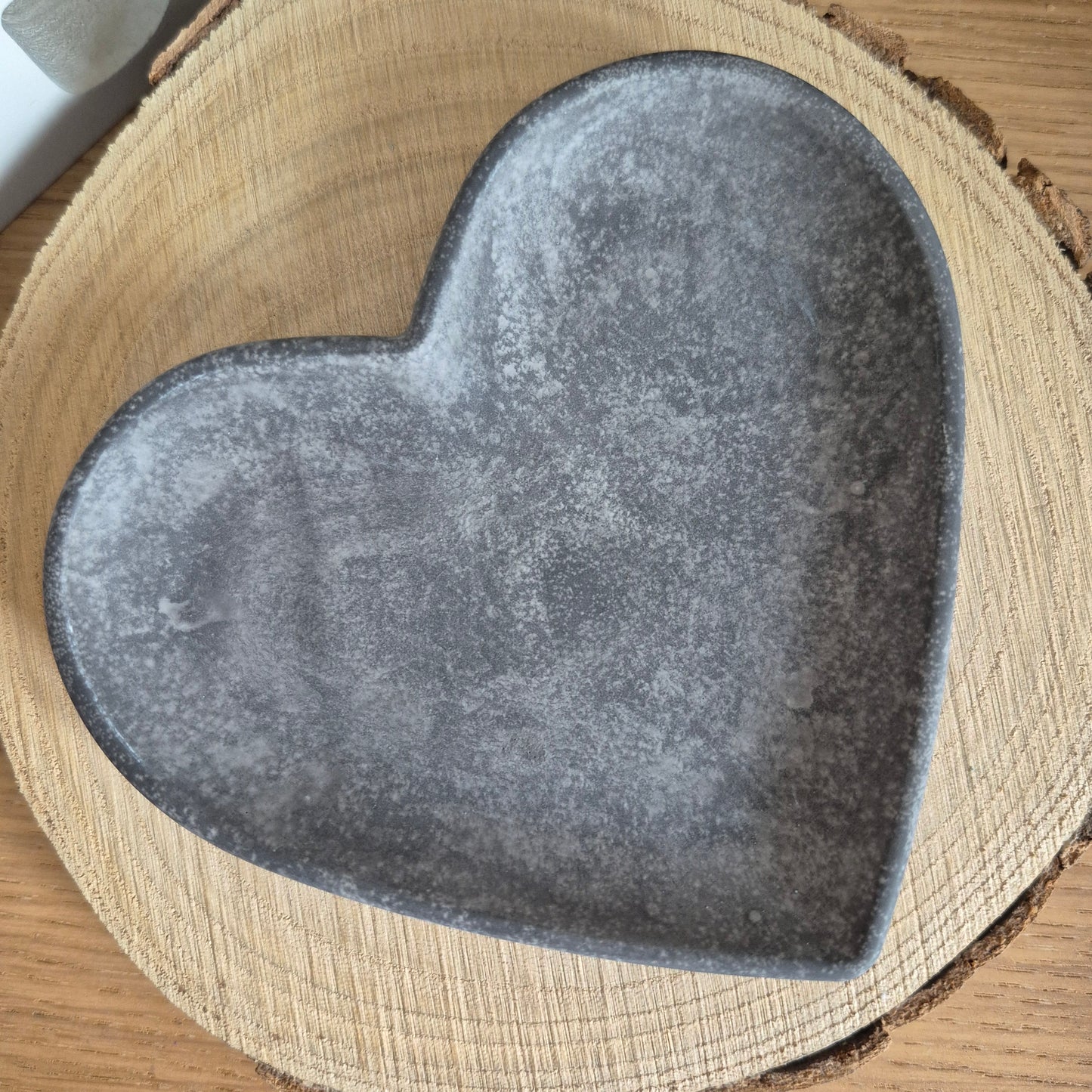 Eco Resin Heart Trinket Dish - Grey